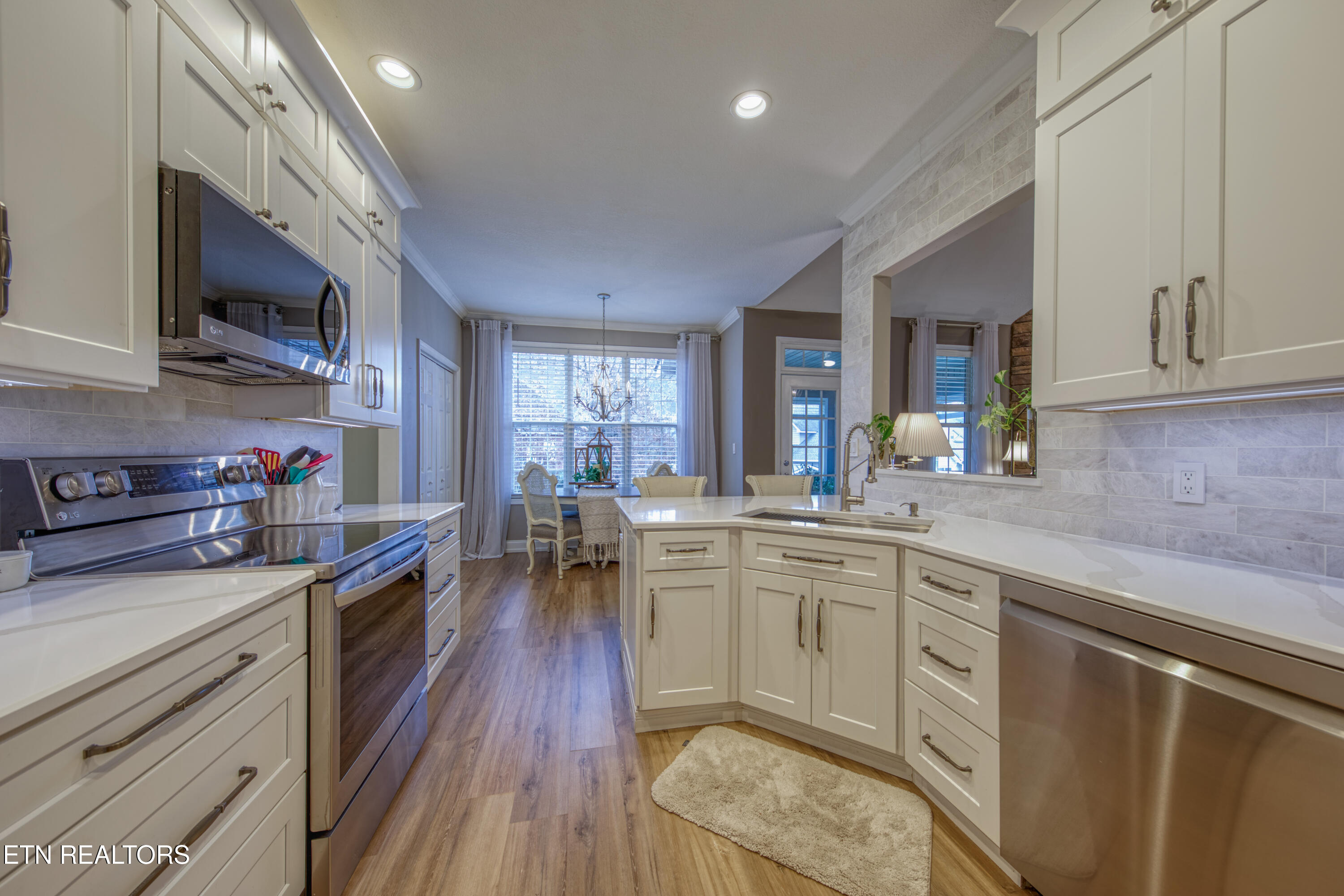 563 Yellowstone Lane Lenoir City TN 37771
