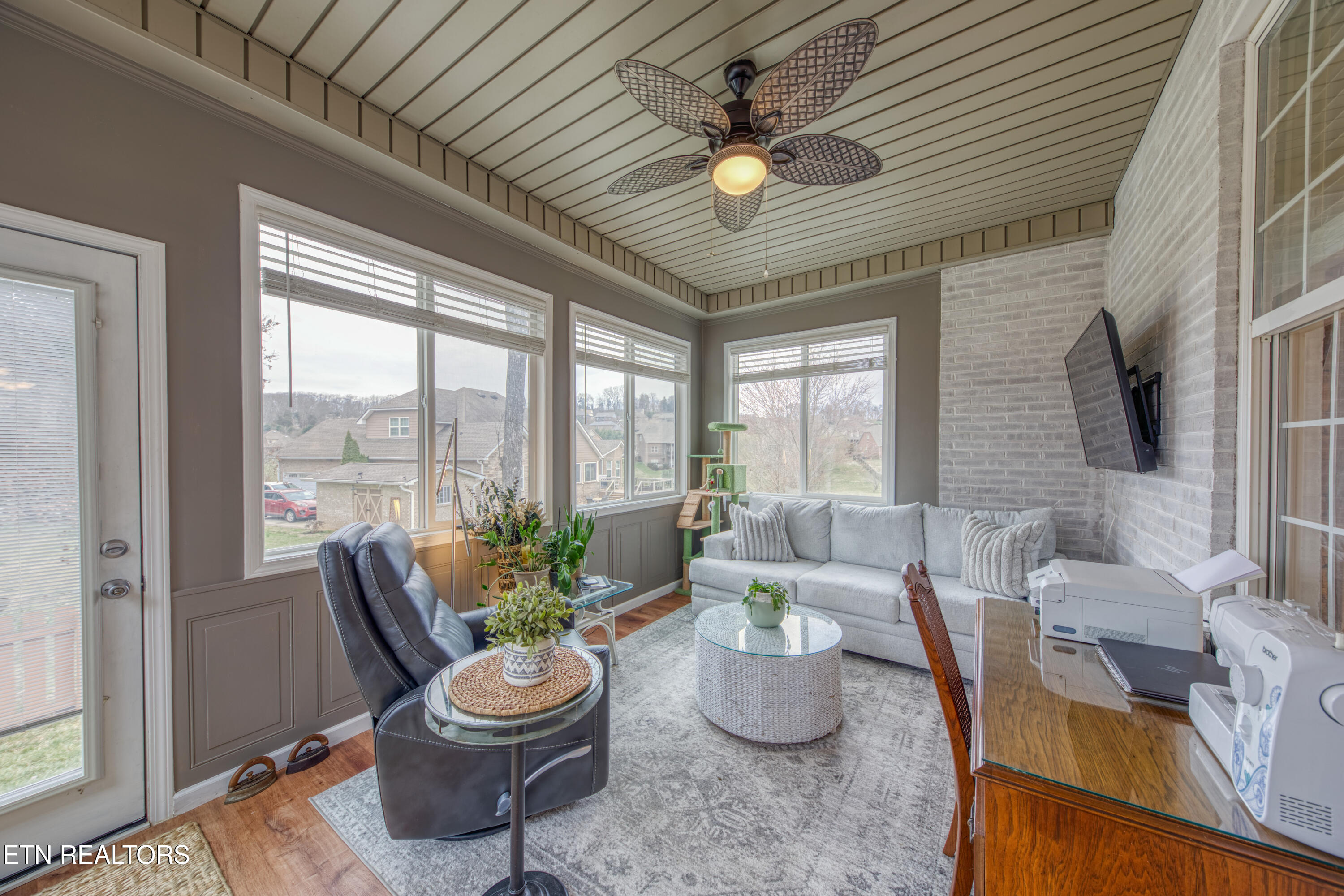 563 Yellowstone Lane Lenoir City TN 37771
