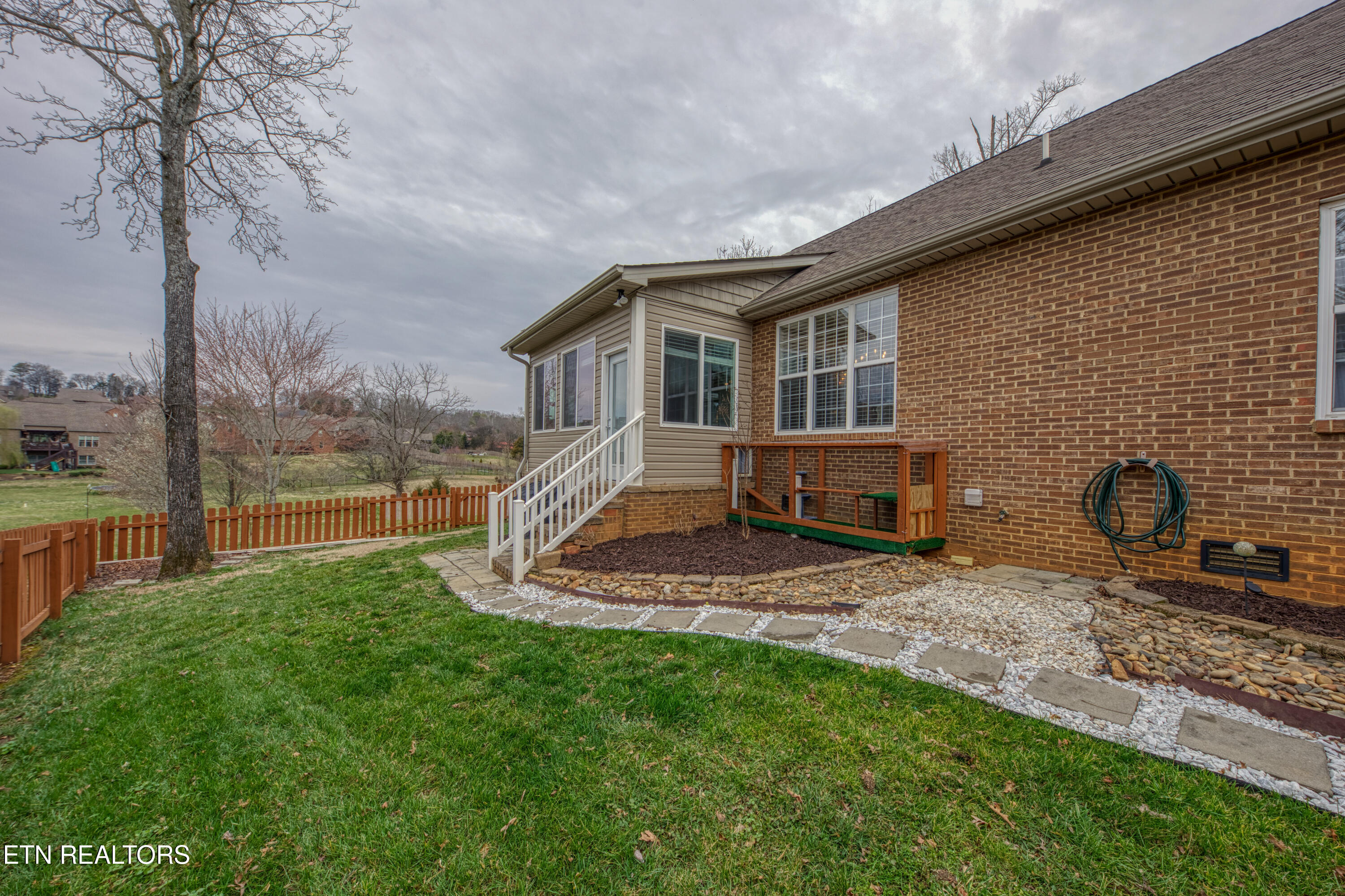 563 Yellowstone Lane Lenoir City TN 37771