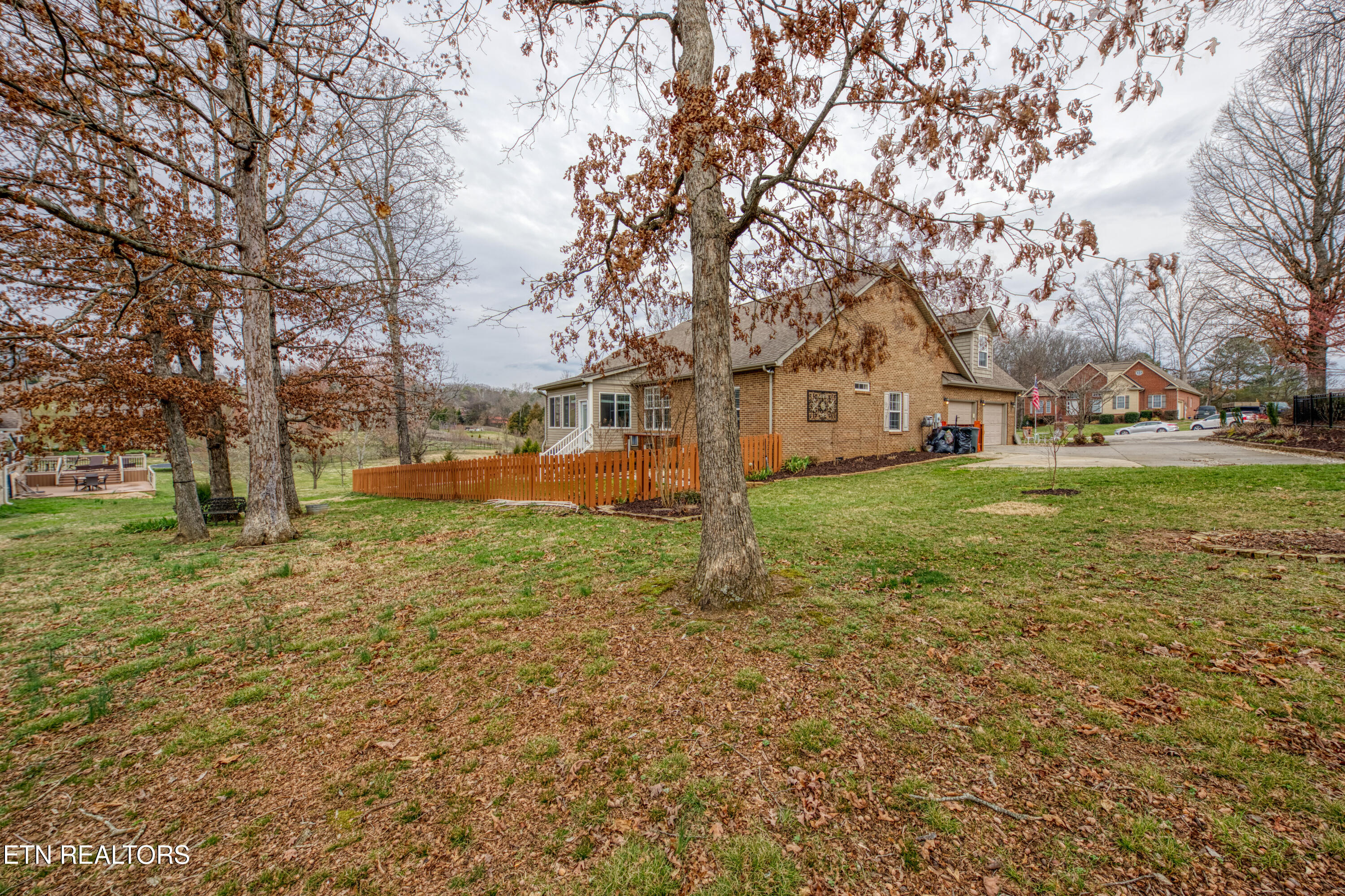 563 Yellowstone Lane Lenoir City TN 37771