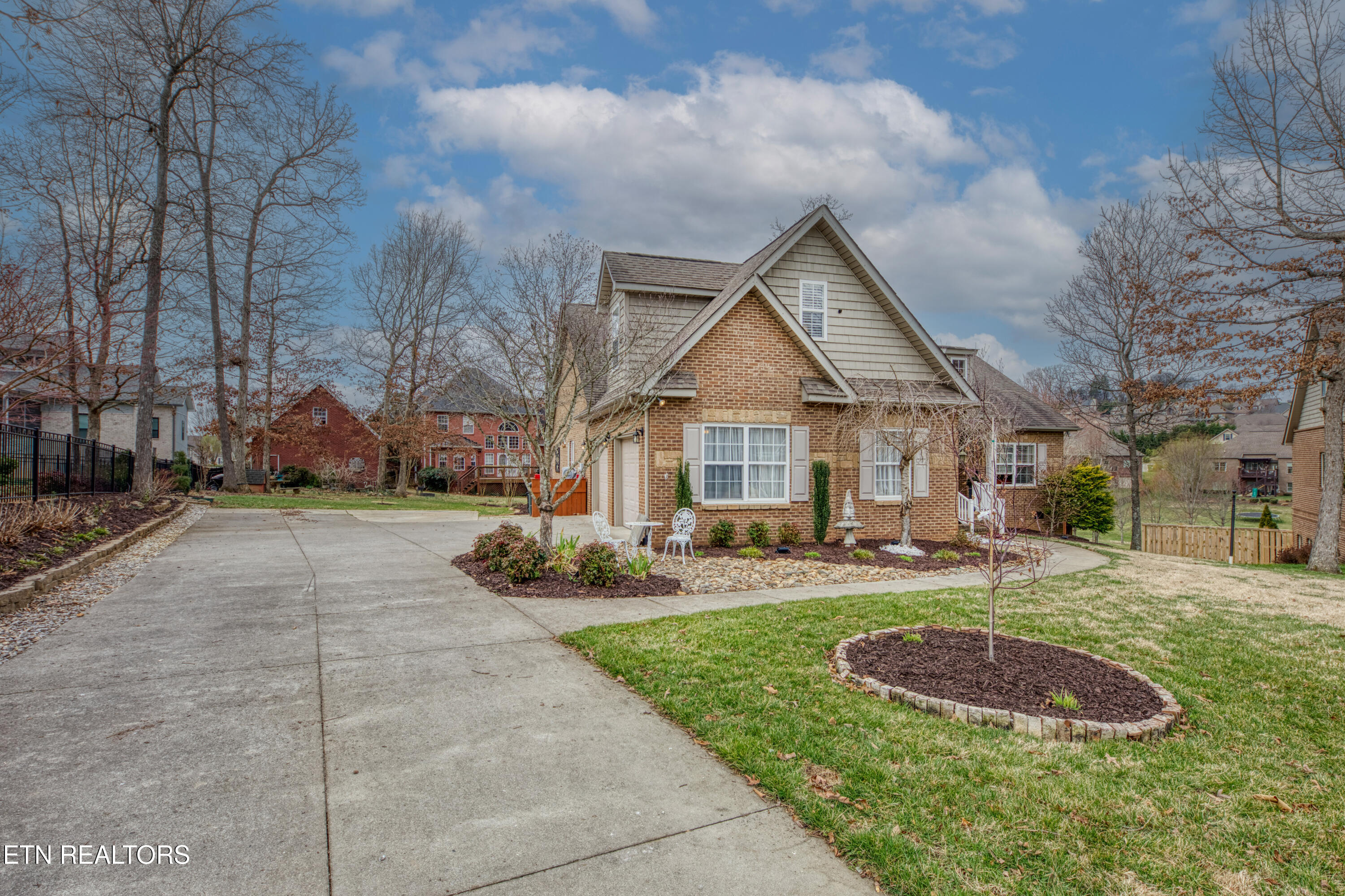 563 Yellowstone Lane Lenoir City TN 37771