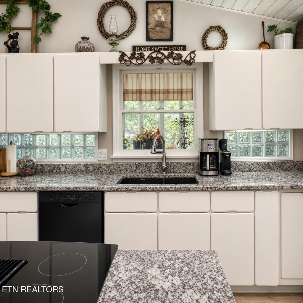 187 Ivy Brook Lane Crossville TN 38558
