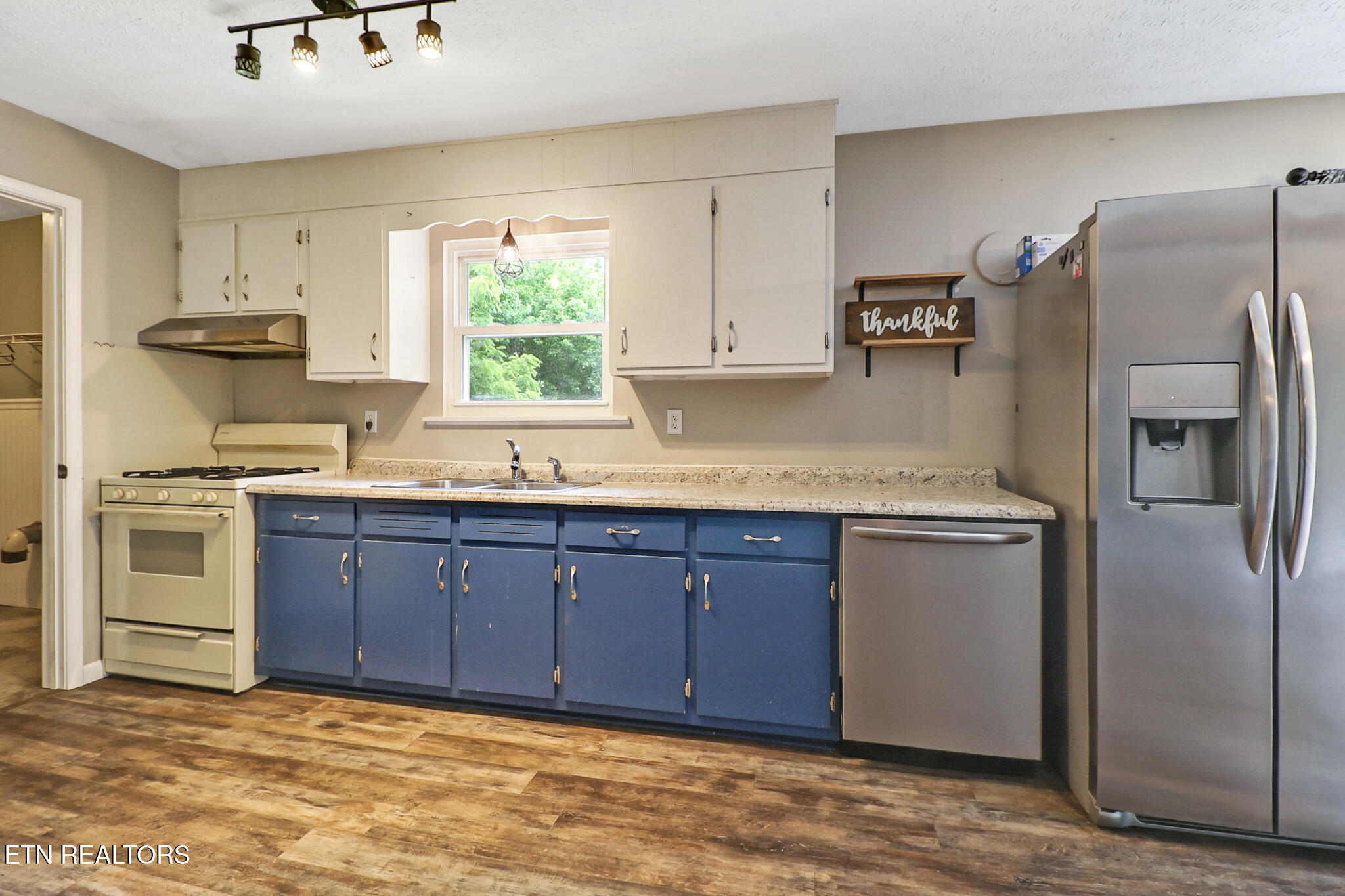 111 Meadow Creek Drive Crossville TN 38572