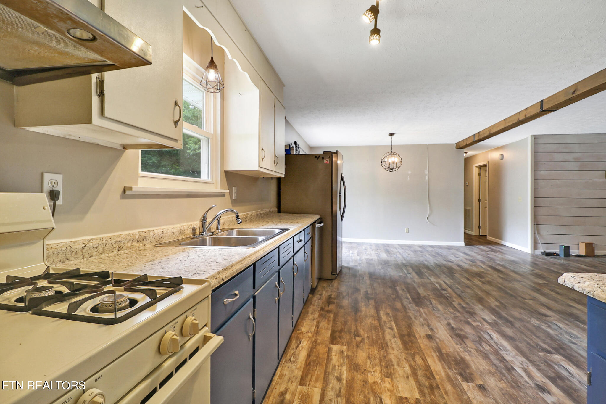 111 Meadow Creek Drive Crossville TN 38572