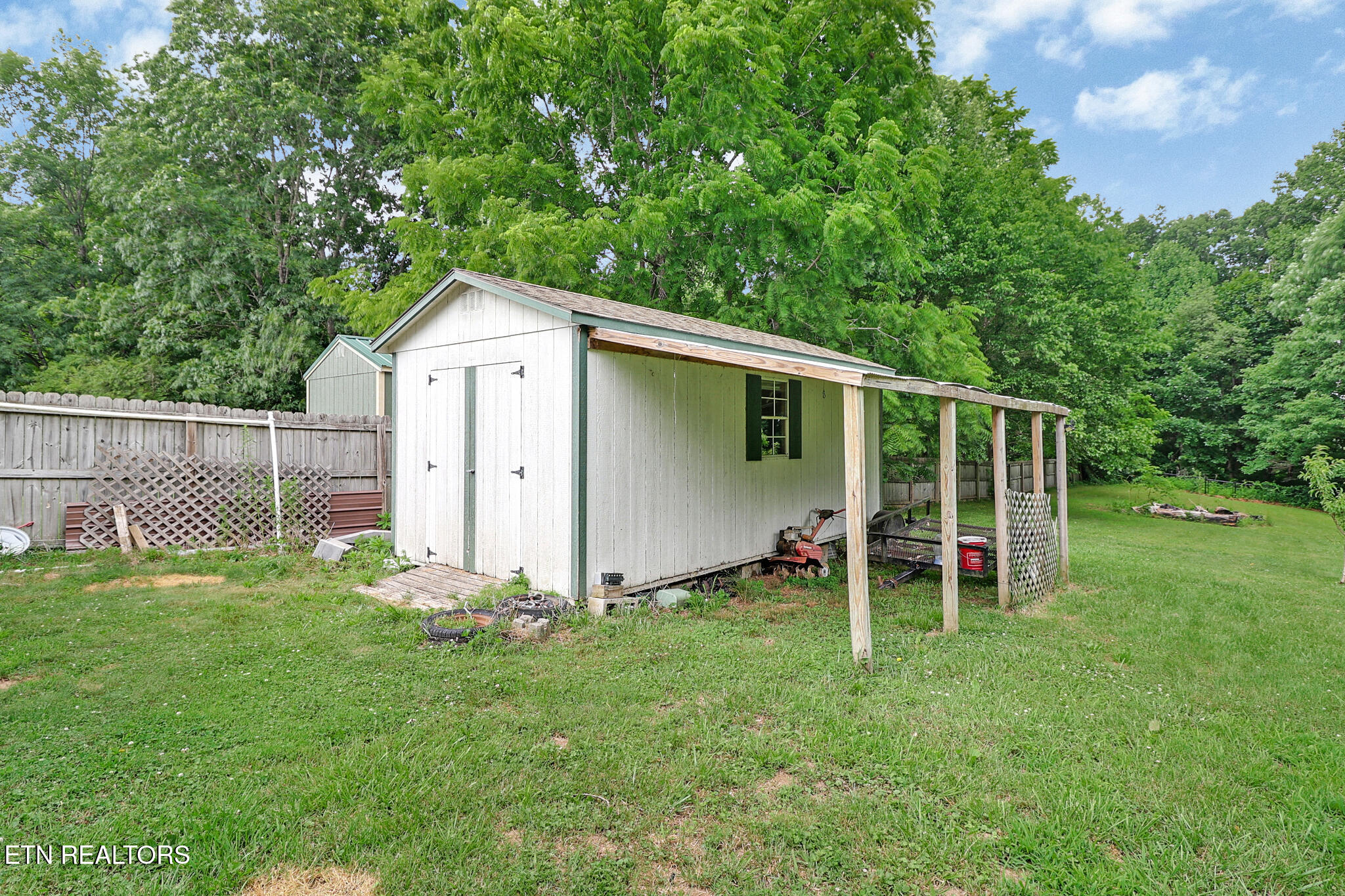 111 Meadow Creek Drive Crossville TN 38572
