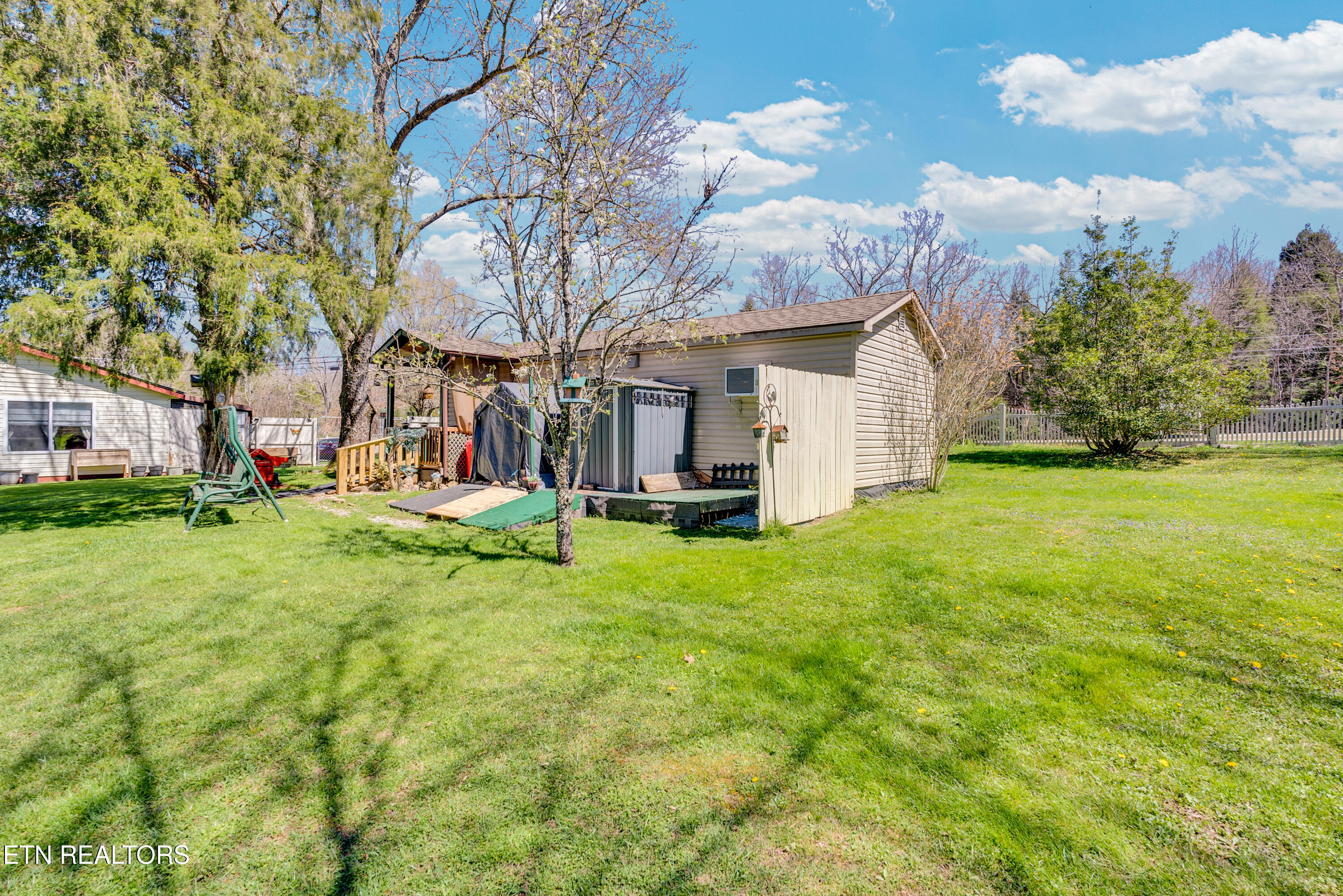 105 Dripping Springs Road Monterey TN 38574