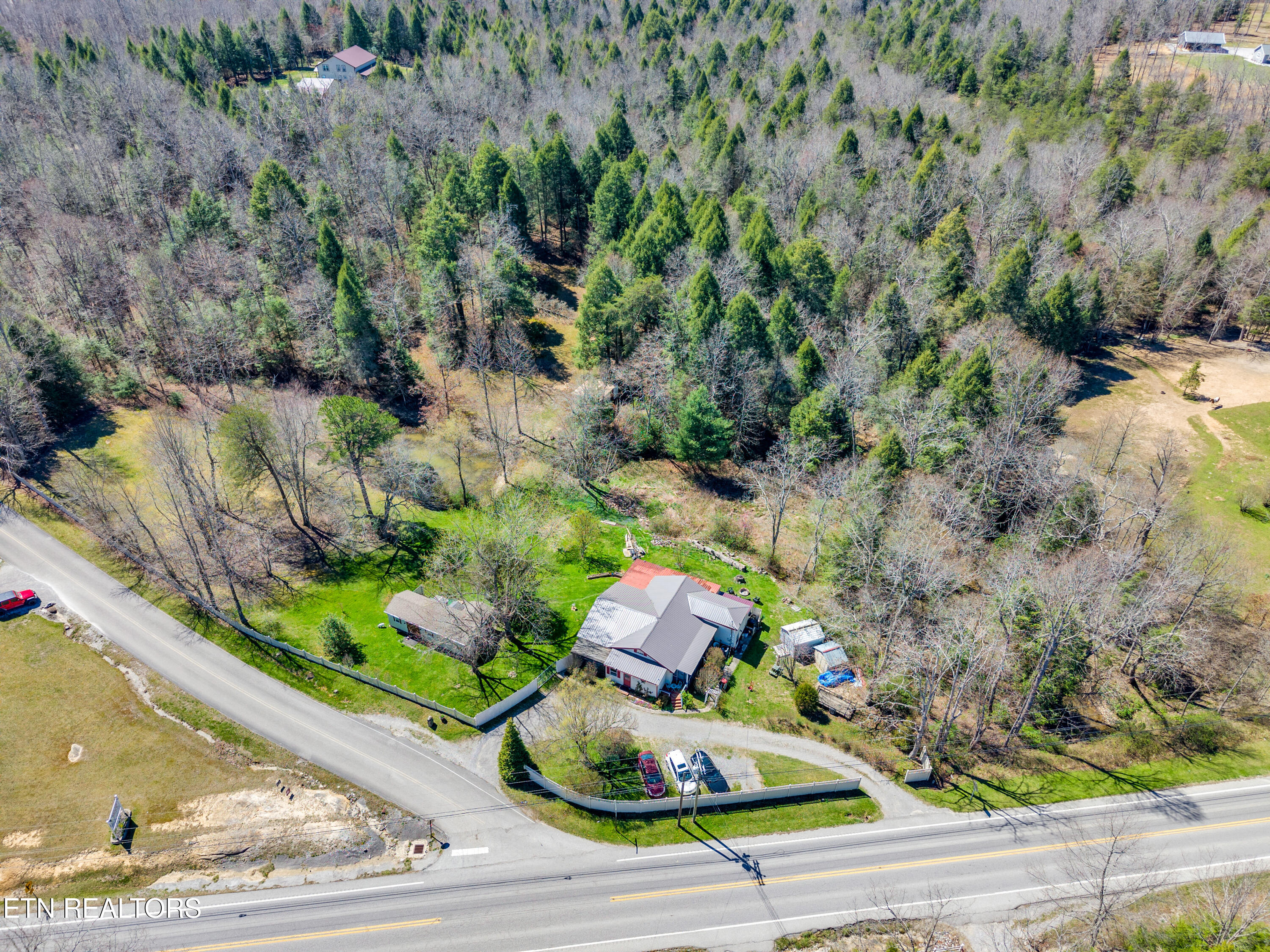 105 Dripping Springs Road Monterey TN 38574
