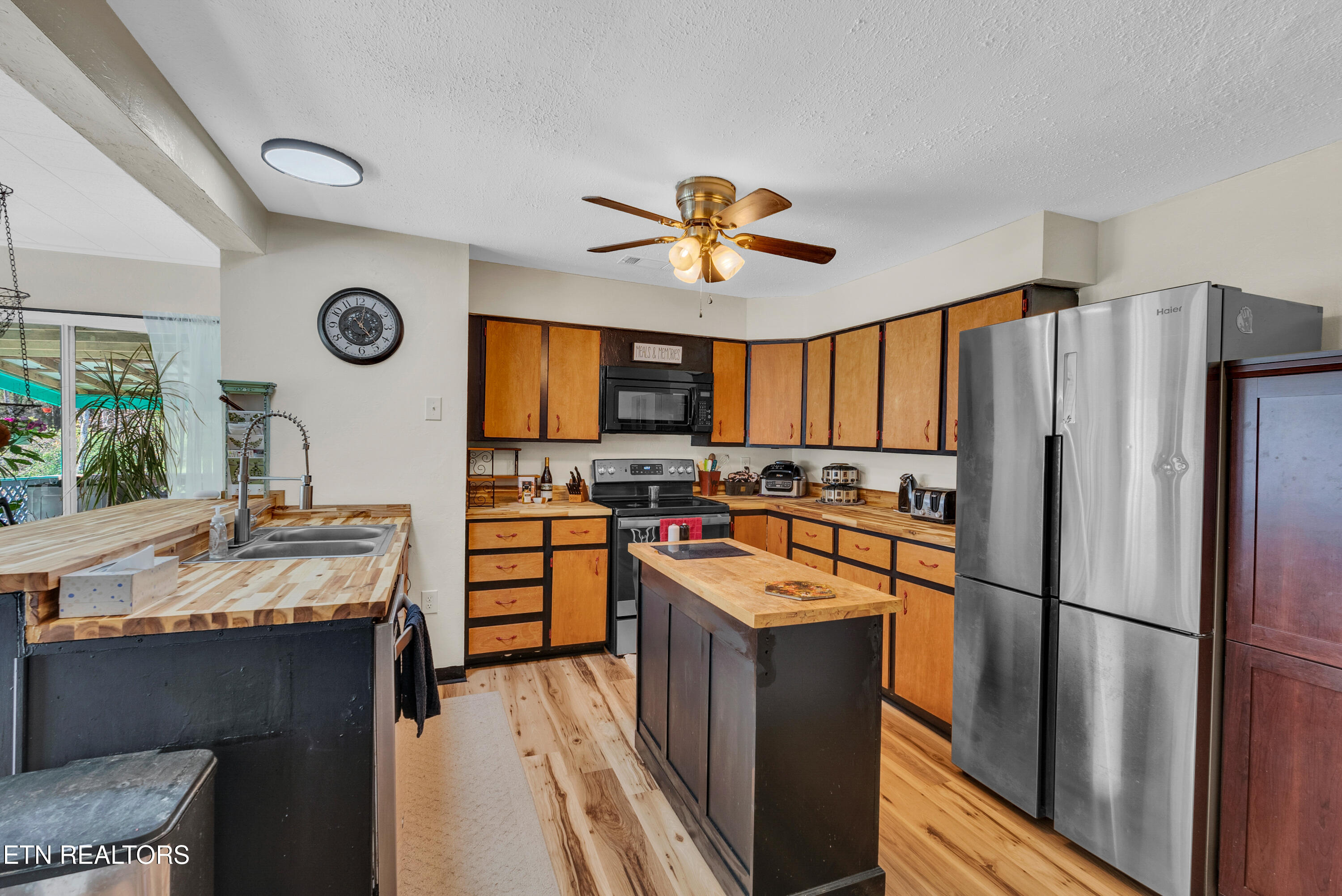 105 Dripping Springs Road Monterey TN 38574
