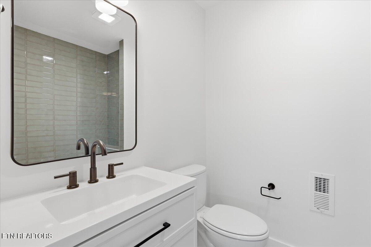 518 Gohi Trail Vonore TN 37885