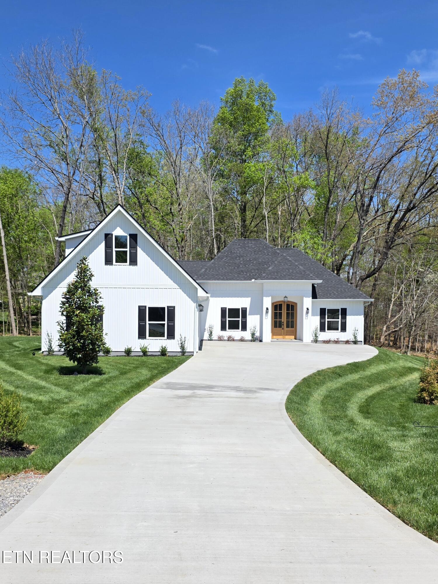 518 Gohi Trail Vonore TN 37885