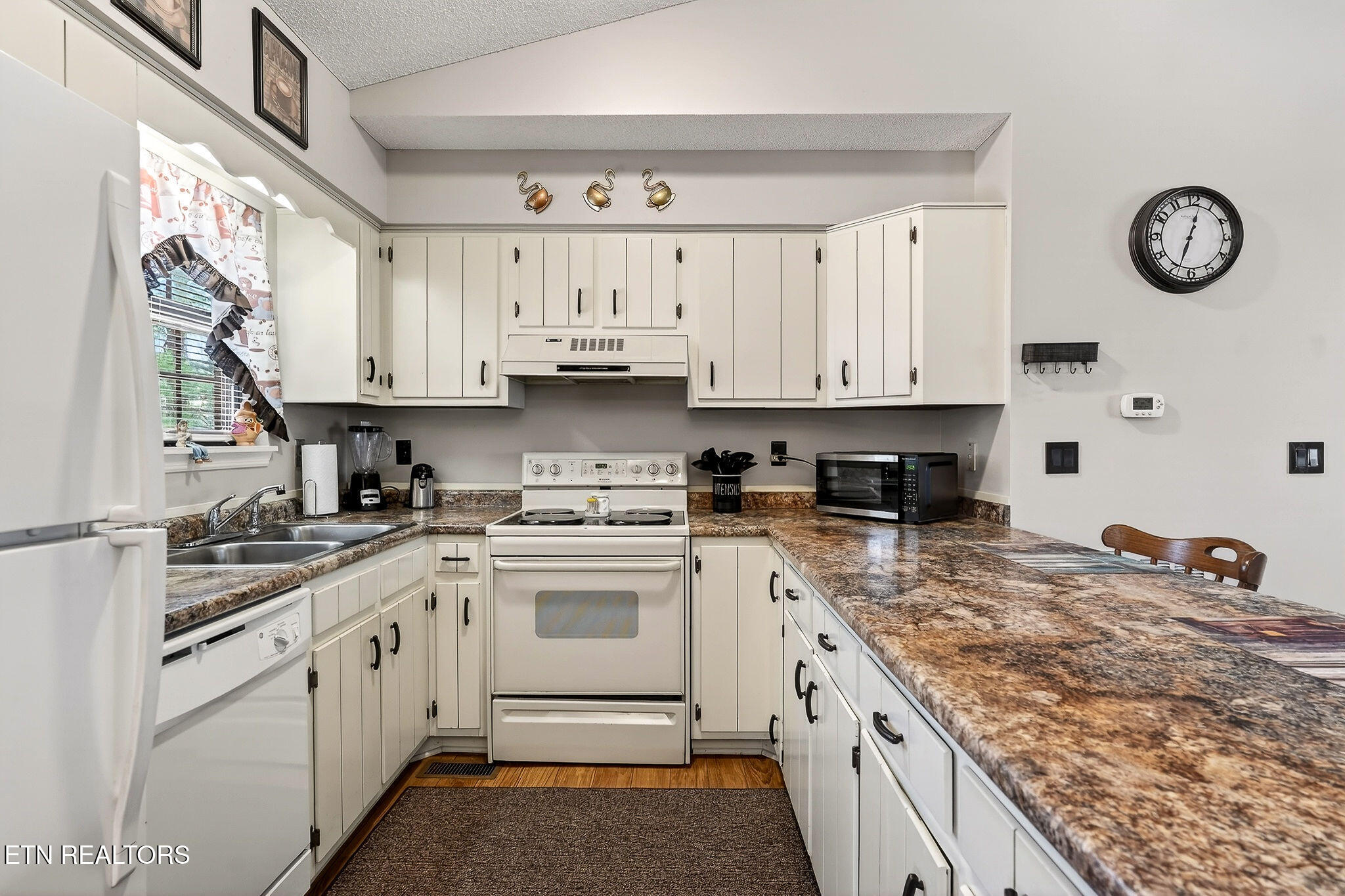 13 Julien Court Fairfield Glade TN 38558