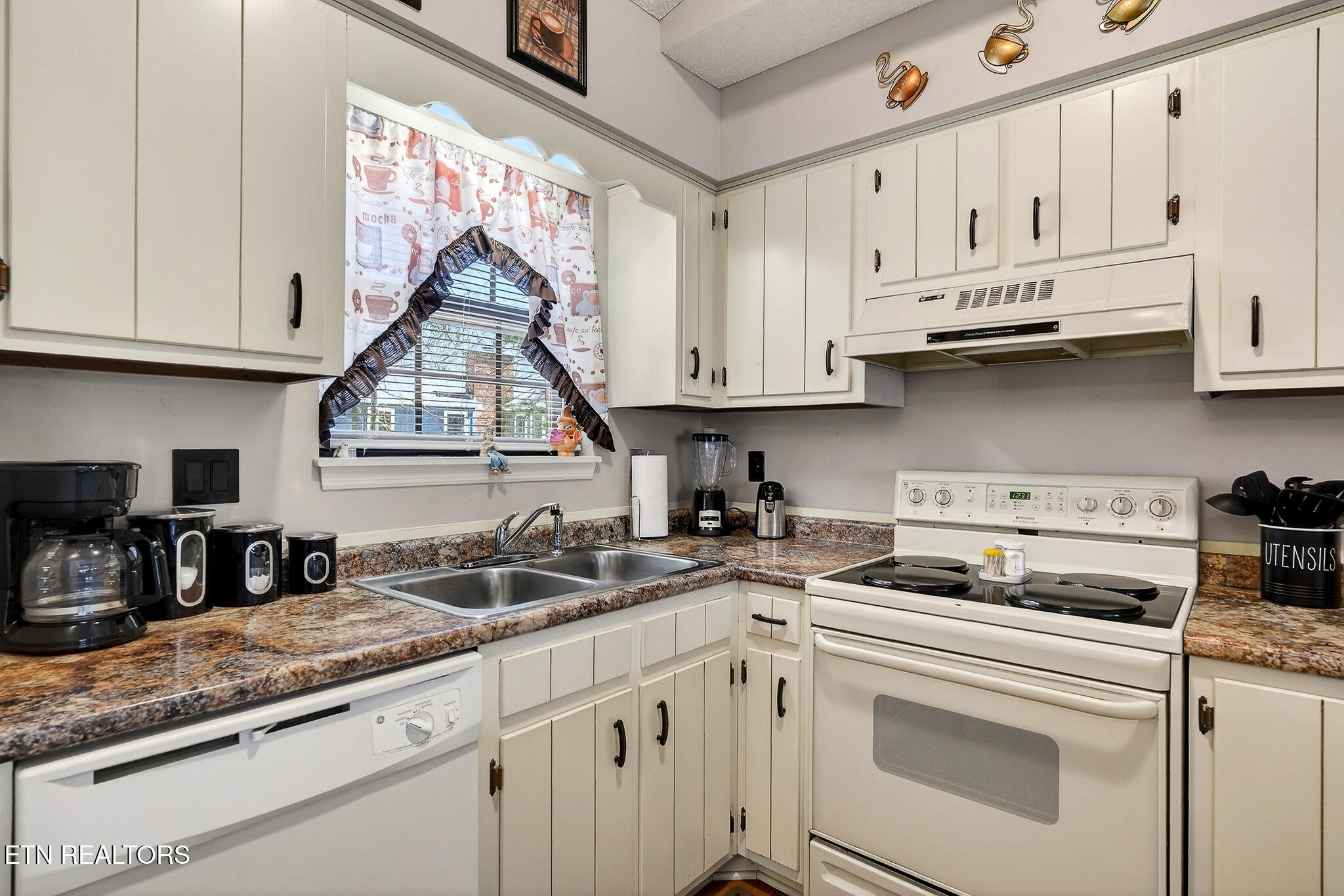 13 Julien Court Fairfield Glade TN 38558