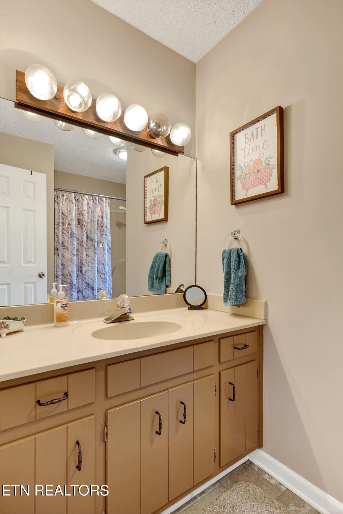 13 Julien Court Fairfield Glade TN 38558