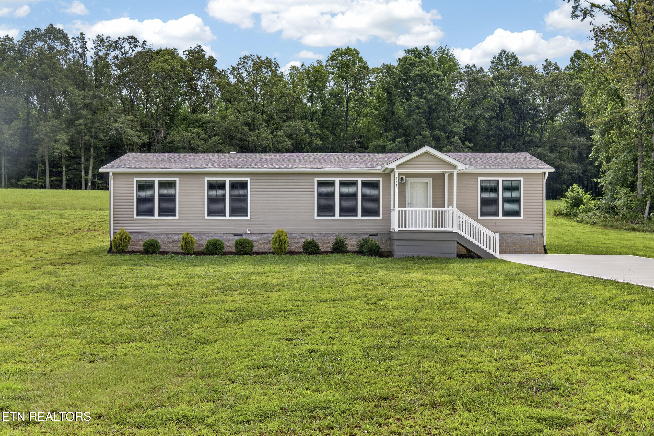1740 Anna Maria Lane Cookeville TN 38501