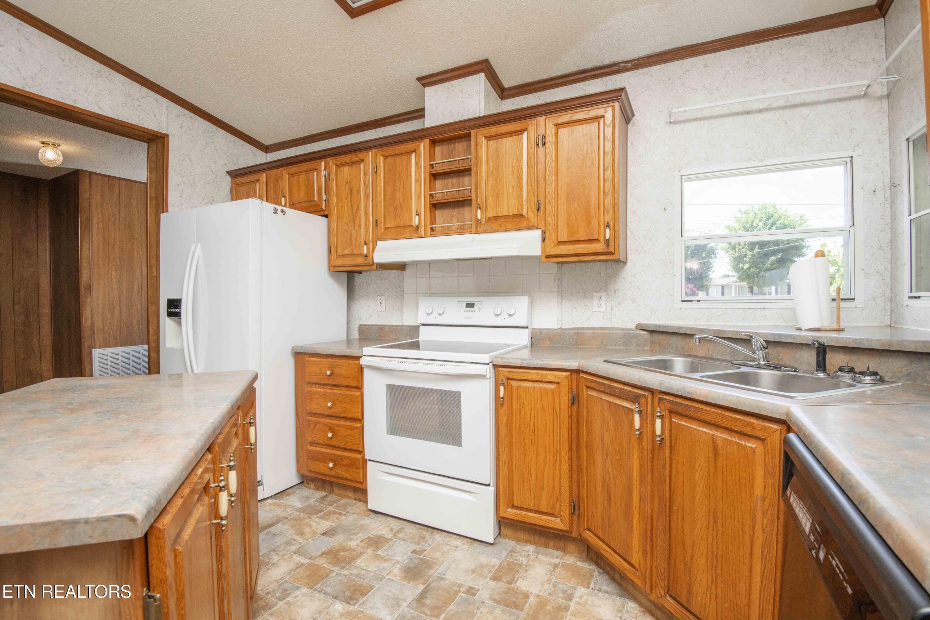 5778 Davis Ferry Road Loudon TN 37774