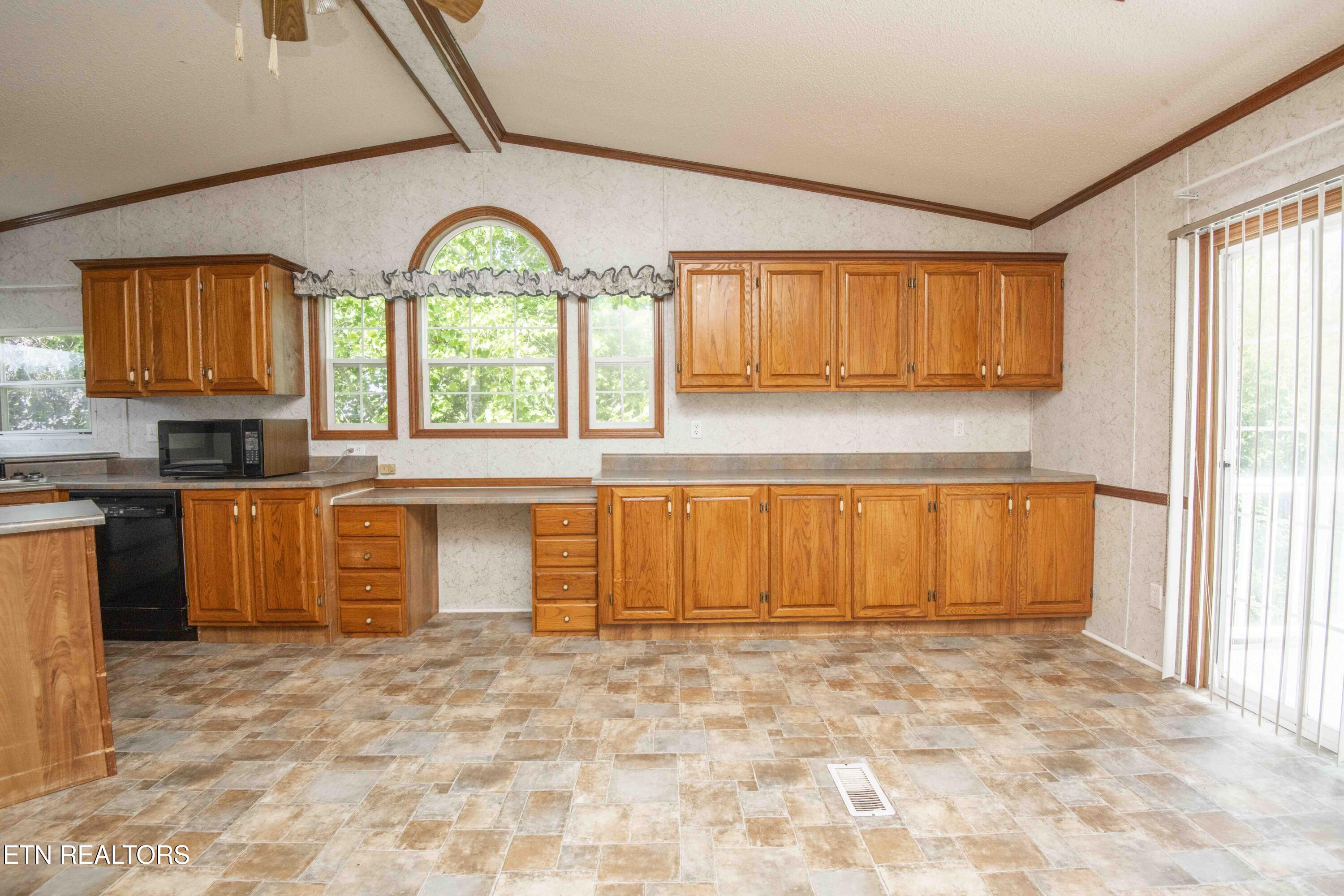 5778 Davis Ferry Road Loudon TN 37774