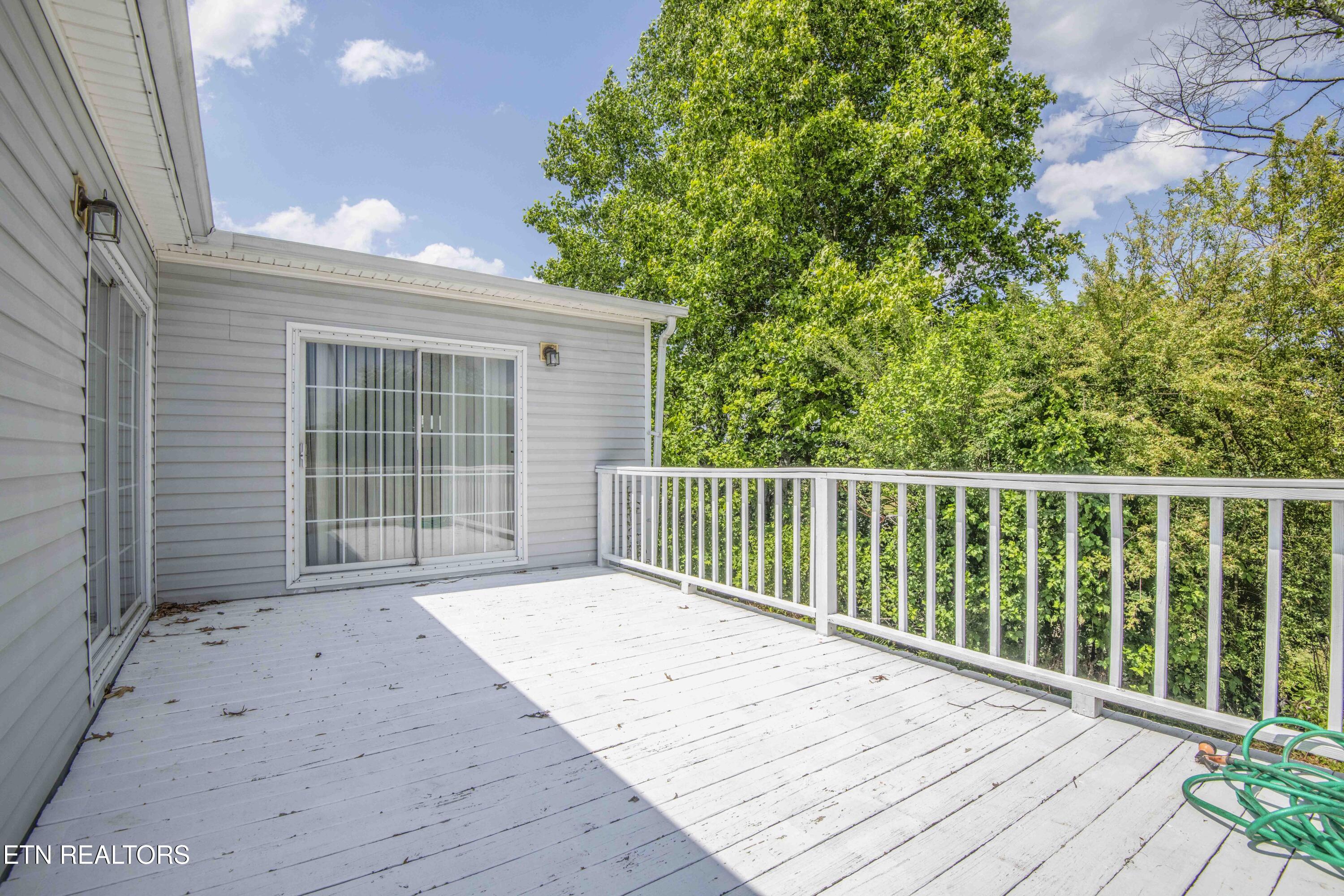 5778 Davis Ferry Road Loudon TN 37774