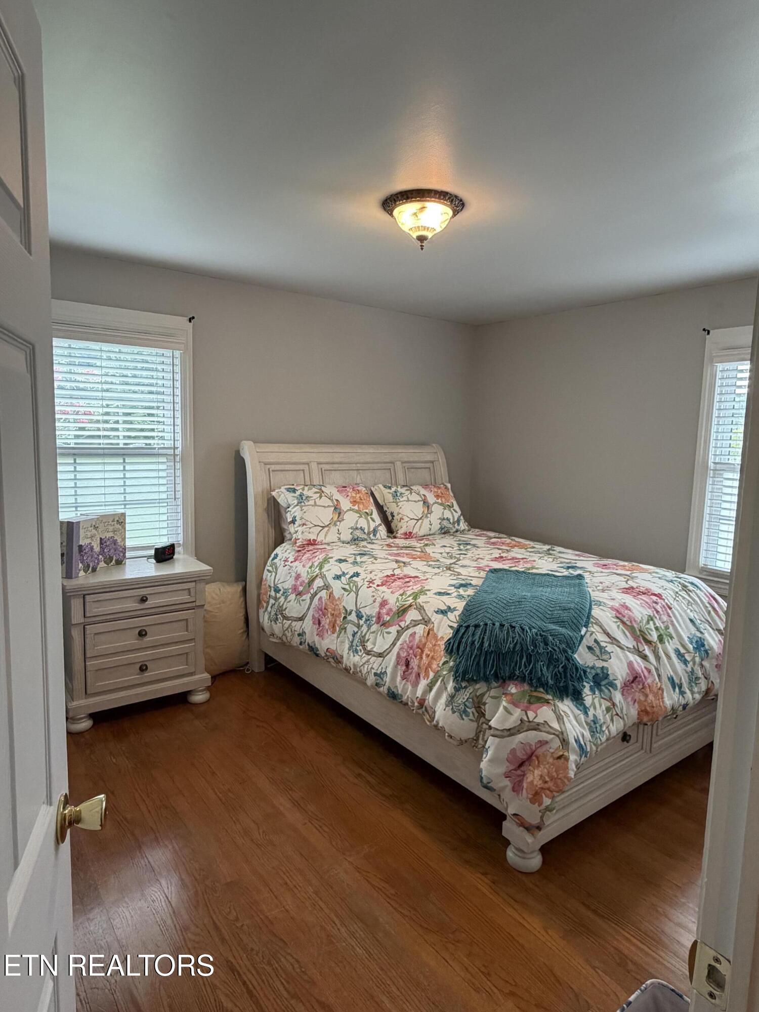 217 W Hicks Street Clinton TN 37716