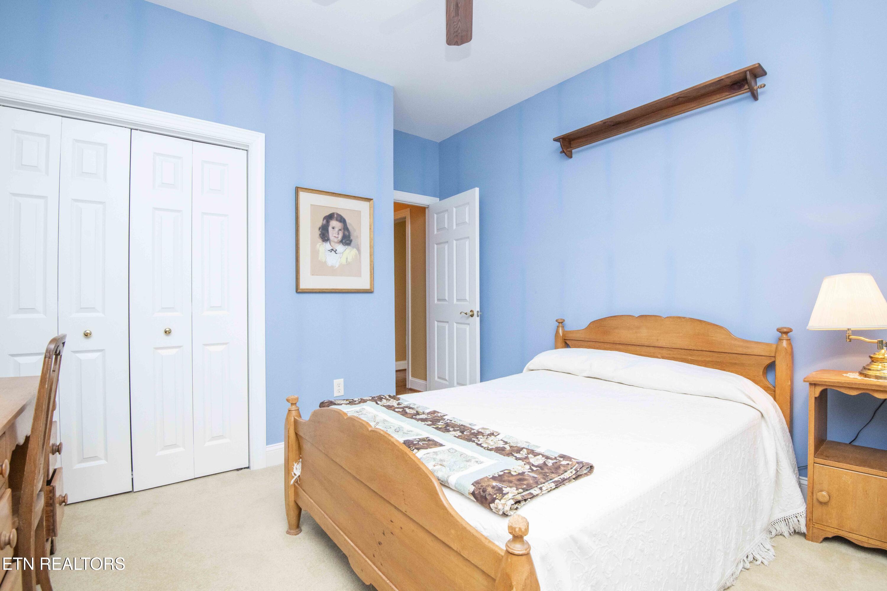 308 Tahlequah Drive Loudon TN 37774