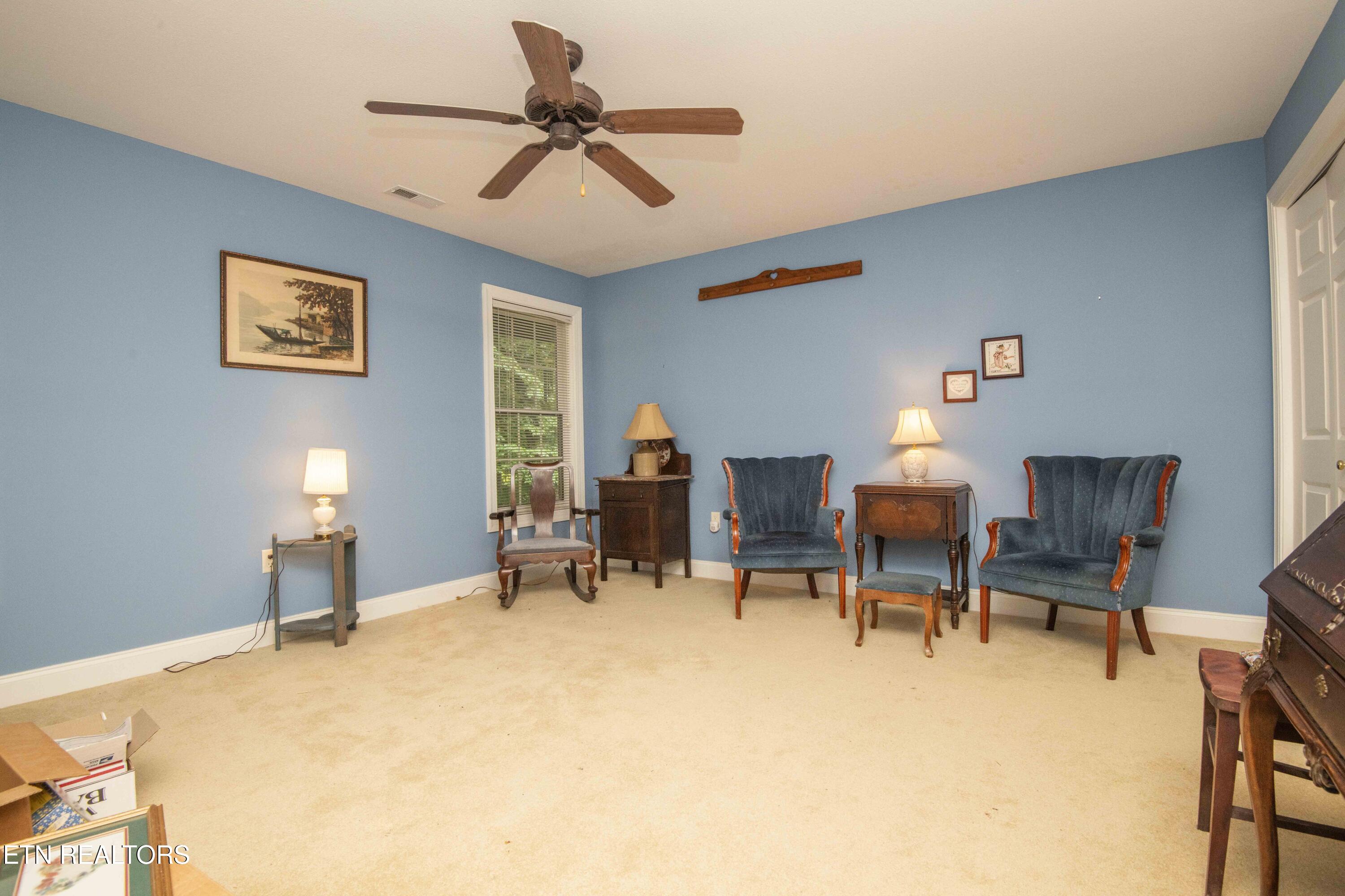 308 Tahlequah Drive Loudon TN 37774