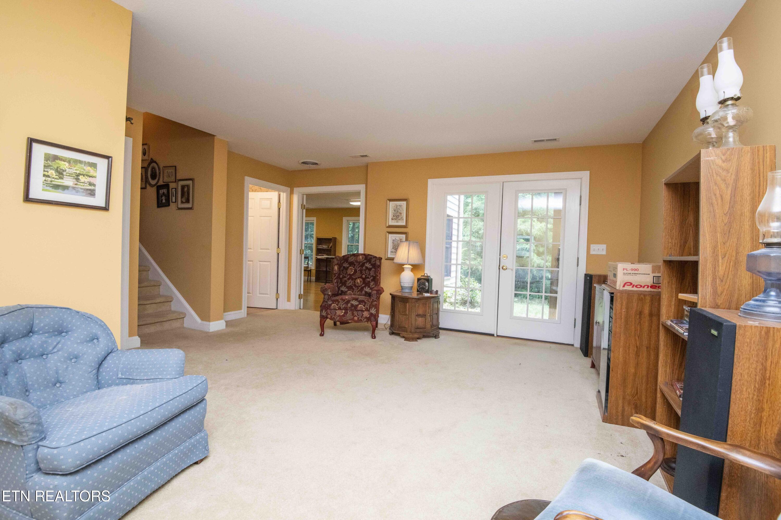 308 Tahlequah Drive Loudon TN 37774