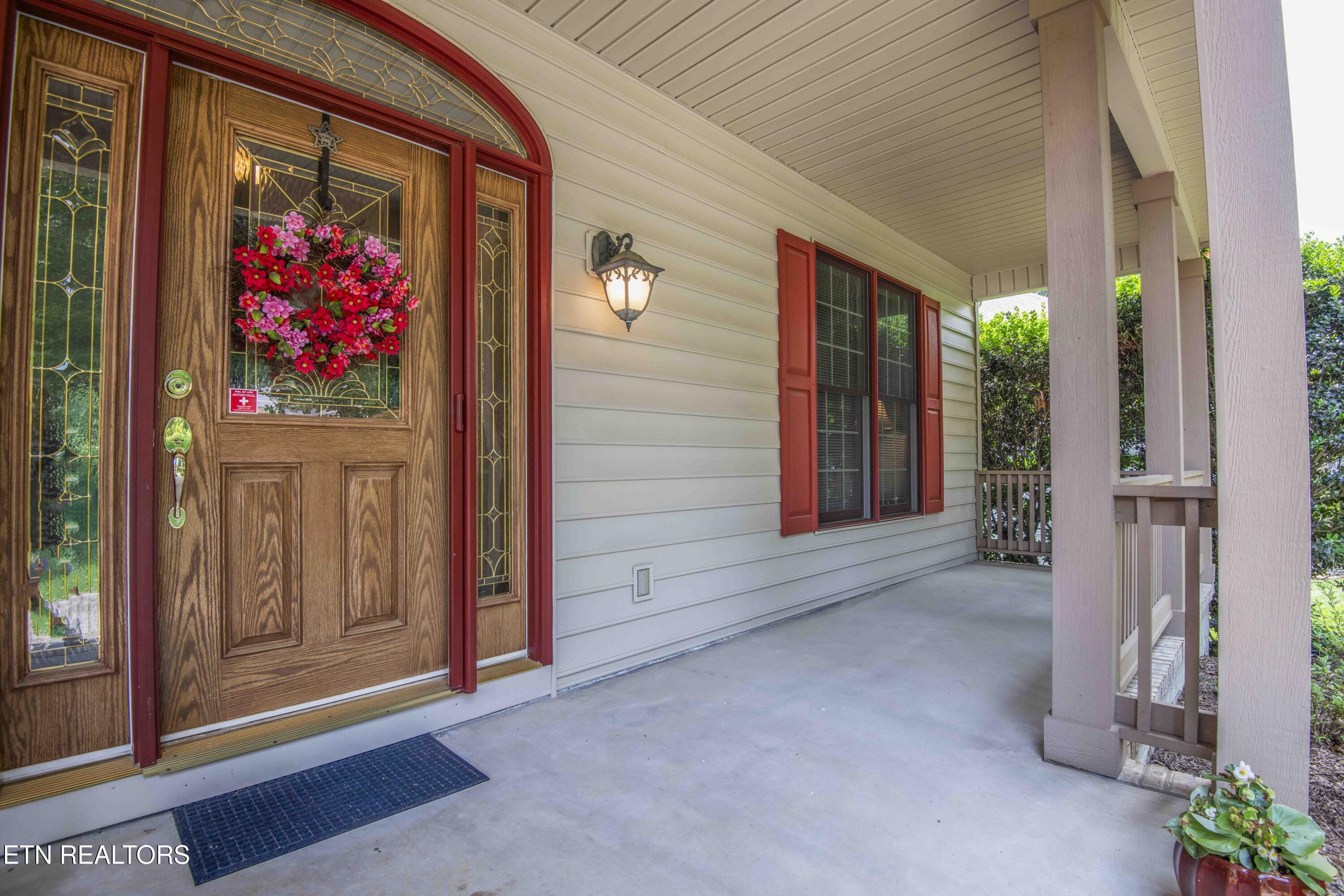 308 Tahlequah Drive Loudon TN 37774