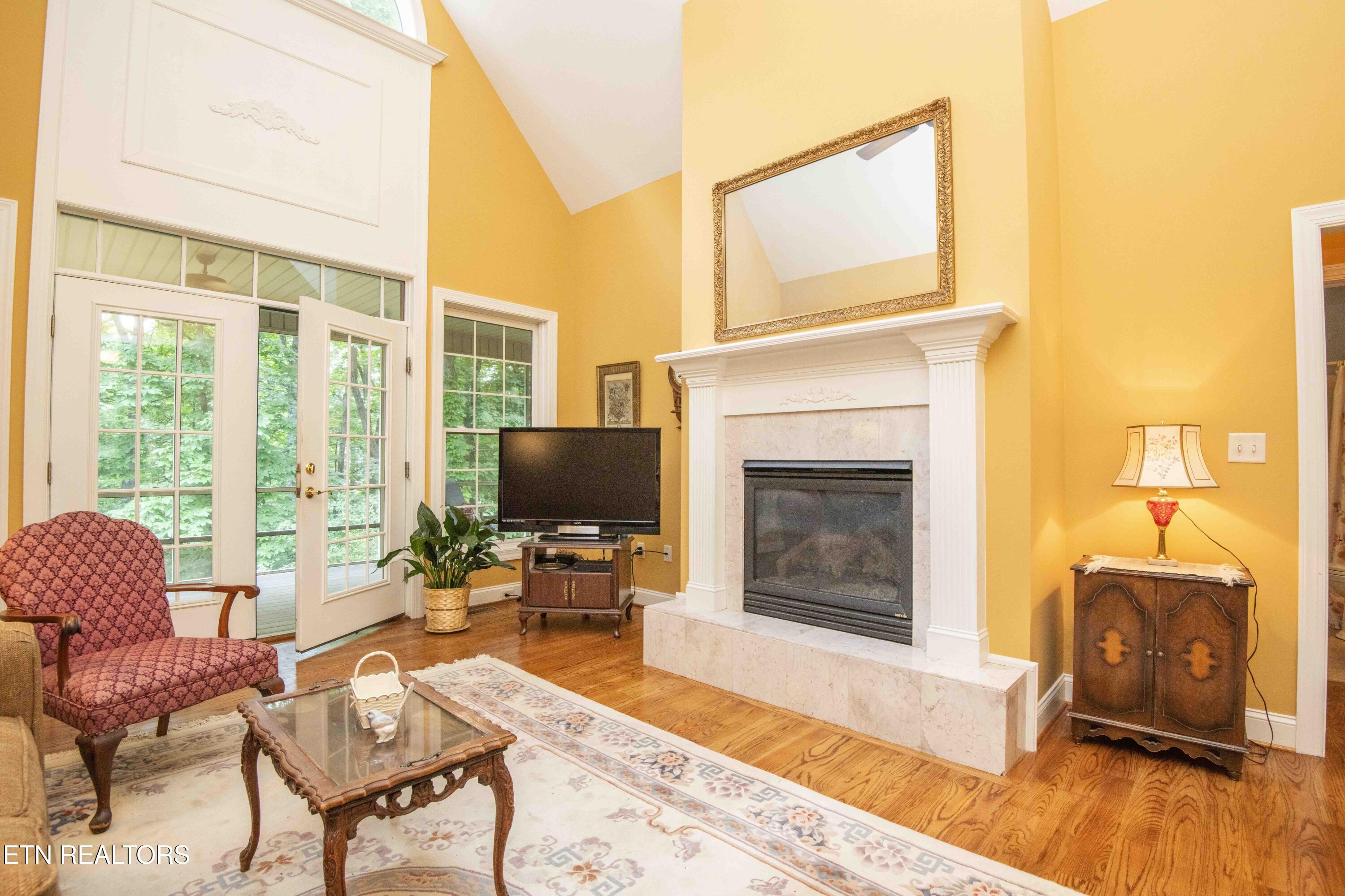 308 Tahlequah Drive Loudon TN 37774