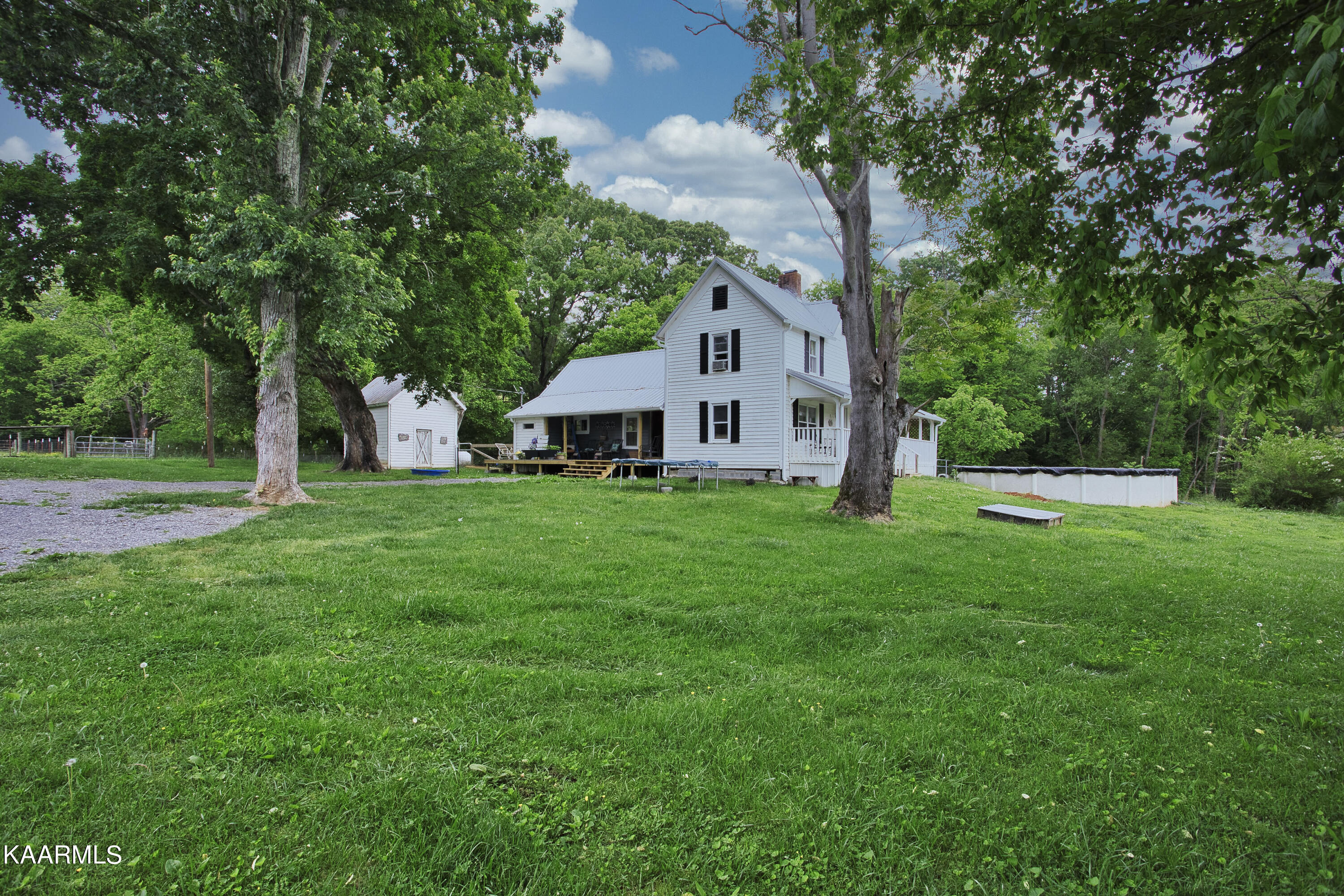6190 Morganton Road Greenback TN 37742