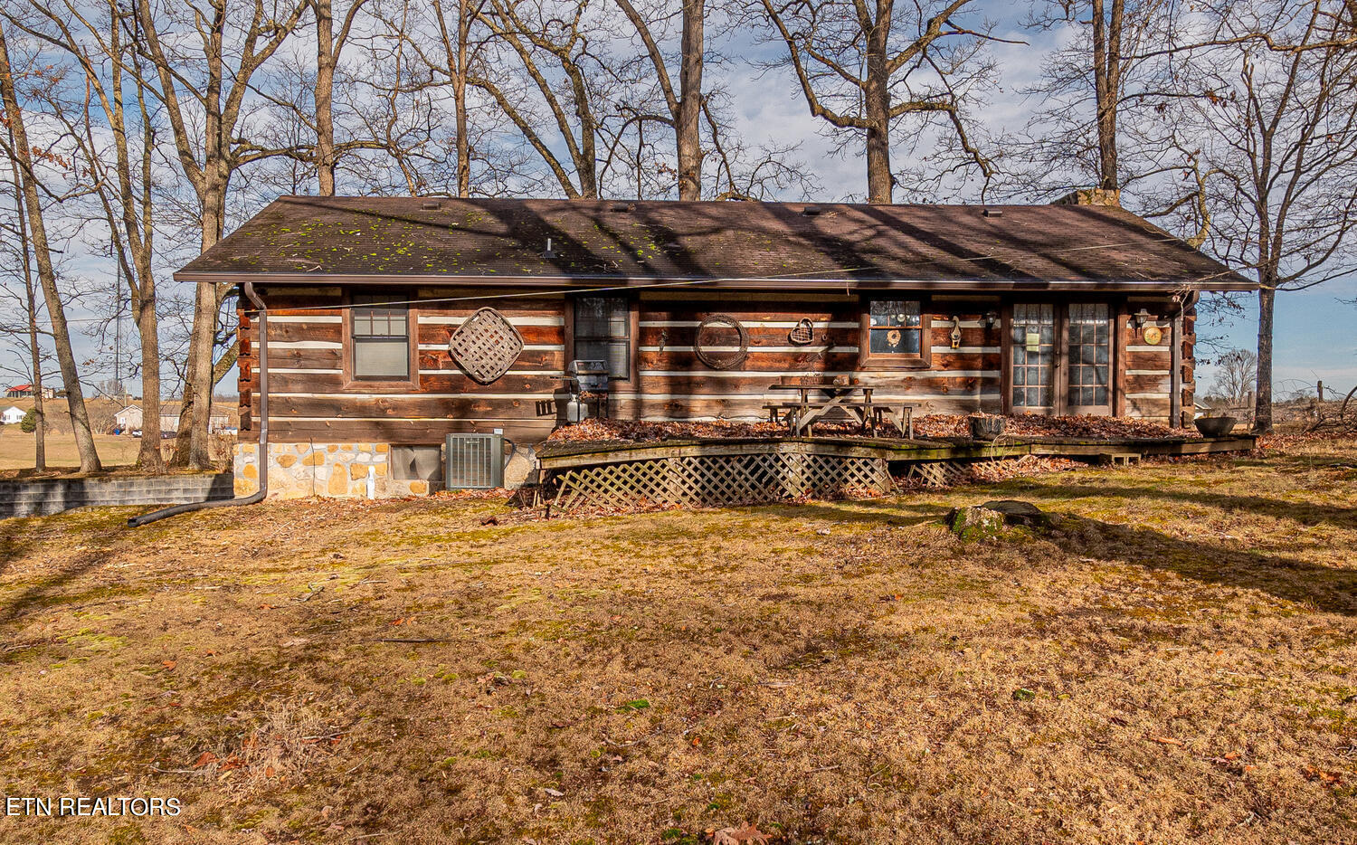 705 Wine Road Dandridge TN 37725