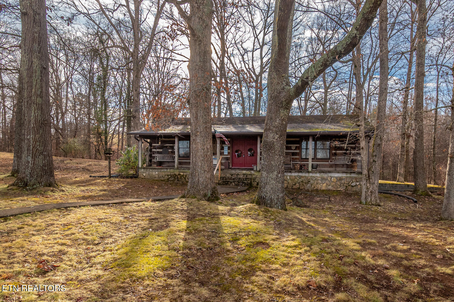 705 Wine Road Dandridge TN 37725