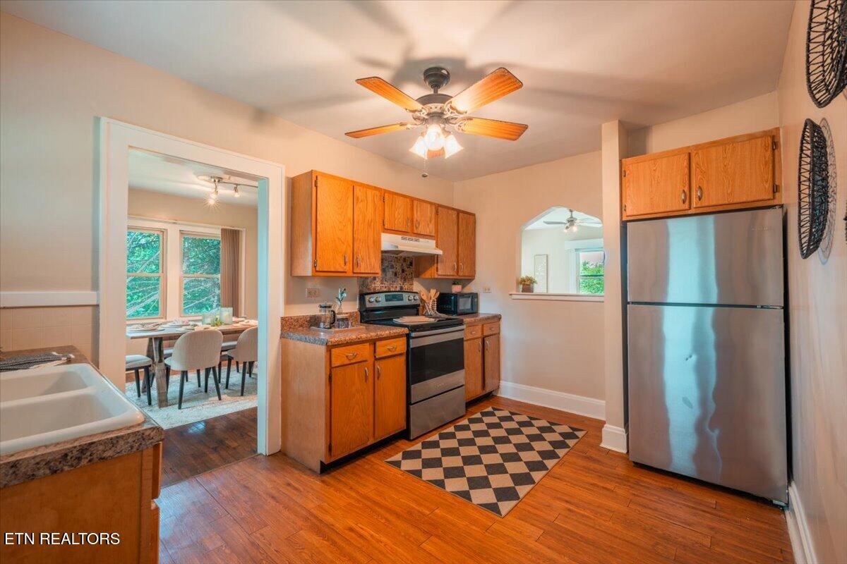 1211 Moses Avenue Knoxville TN 37921