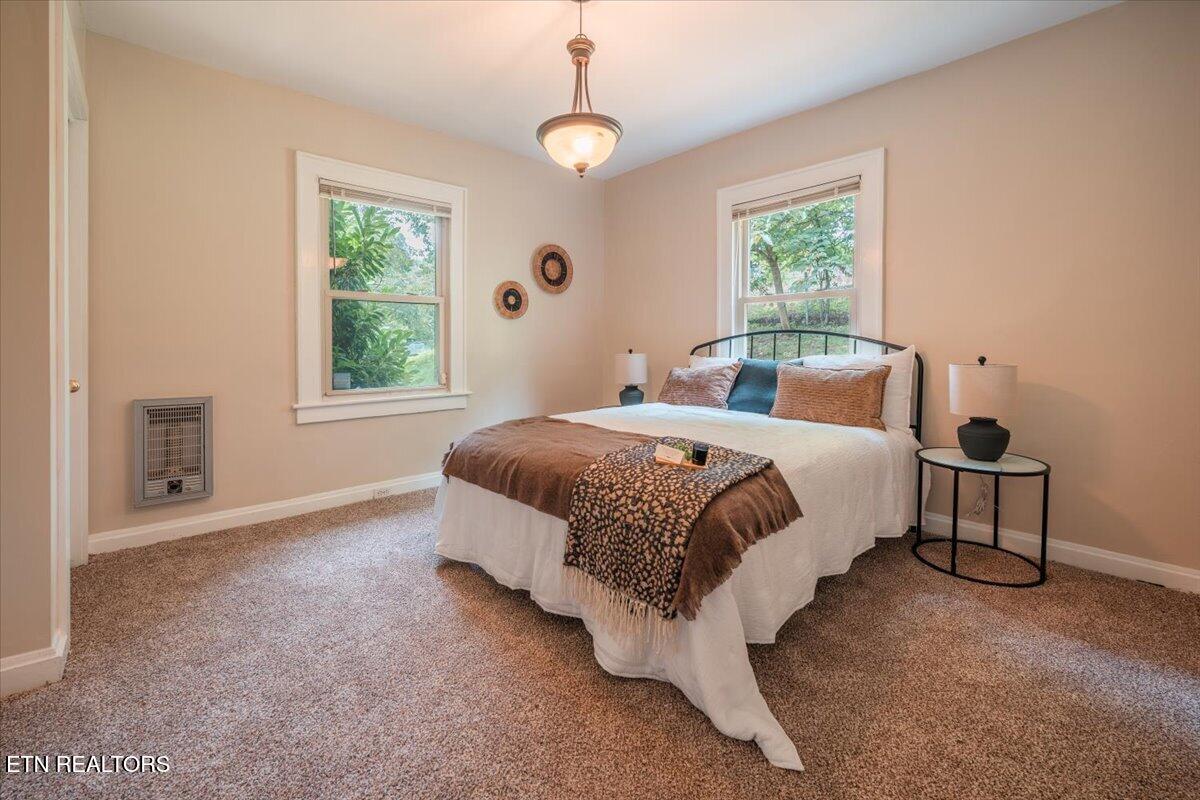 1211 Moses Avenue Knoxville TN 37921