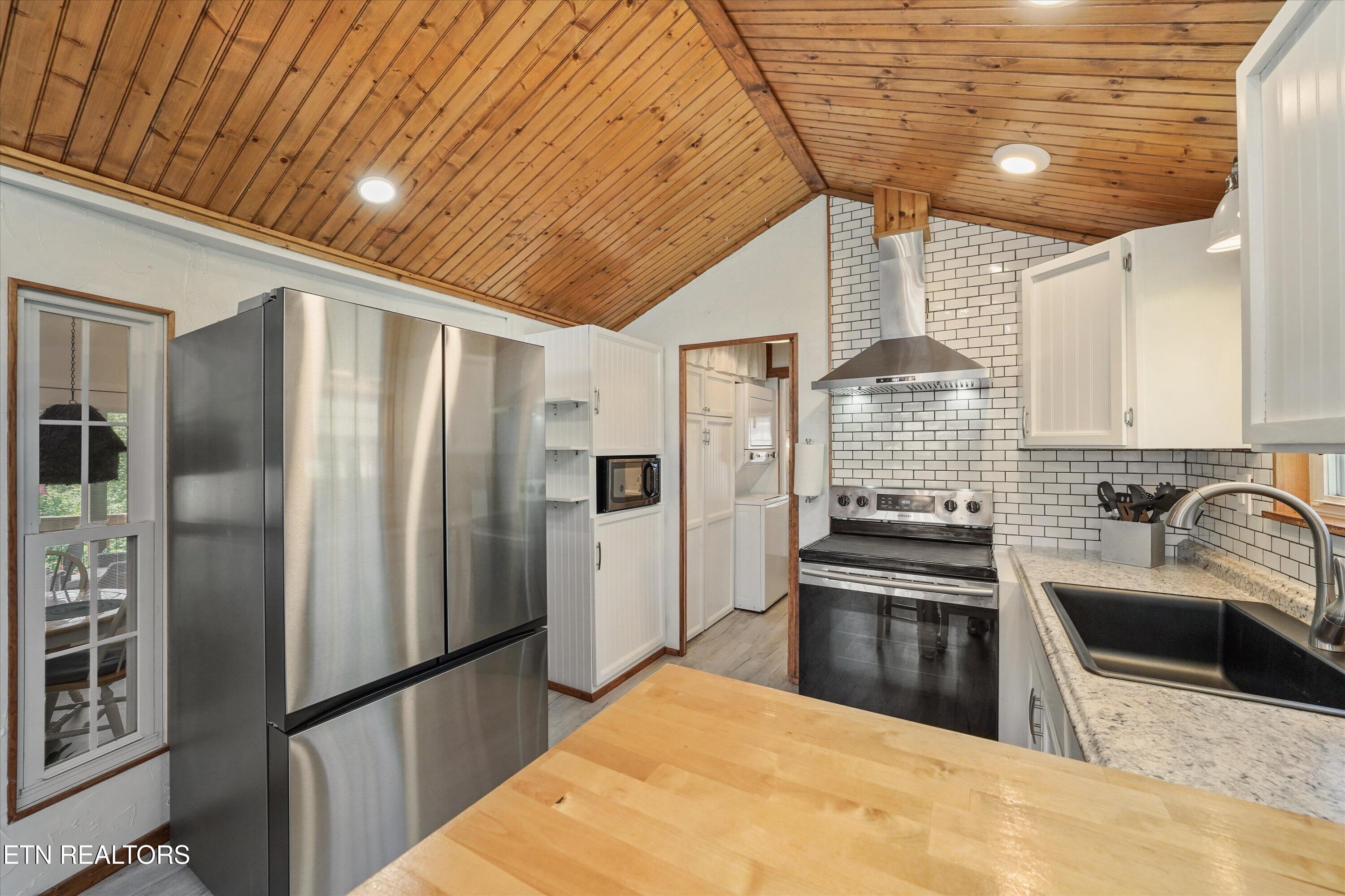 844 Peacock Ridge Road Townsend TN 37882