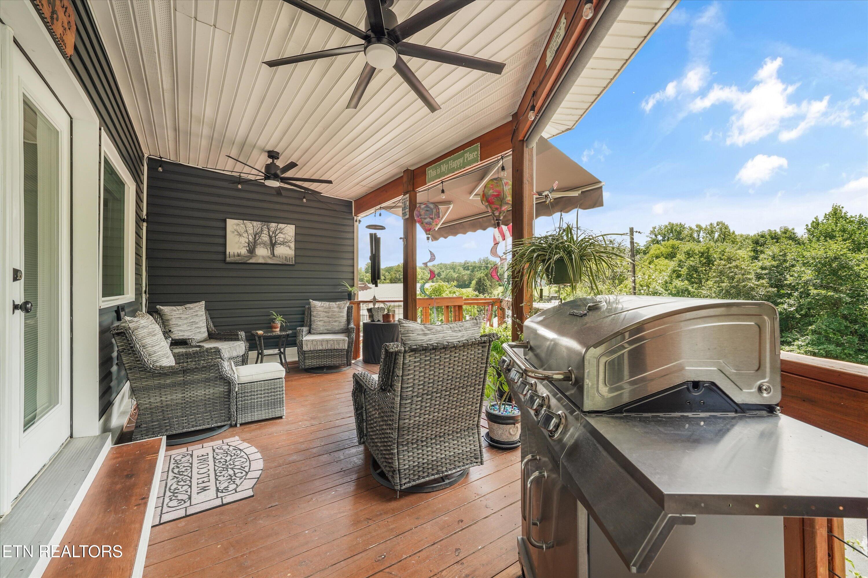 844 Peacock Ridge Road Townsend TN 37882