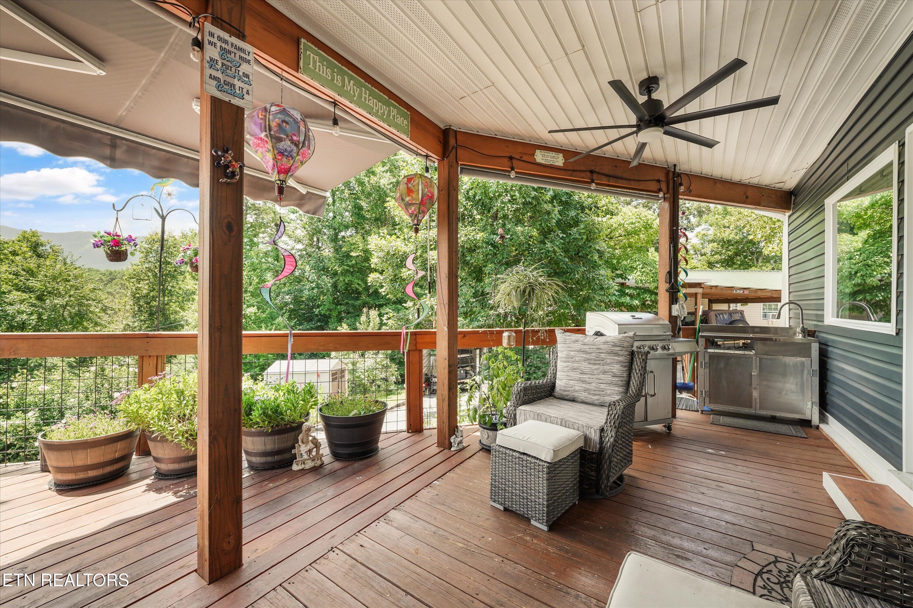 844 Peacock Ridge Road Townsend TN 37882