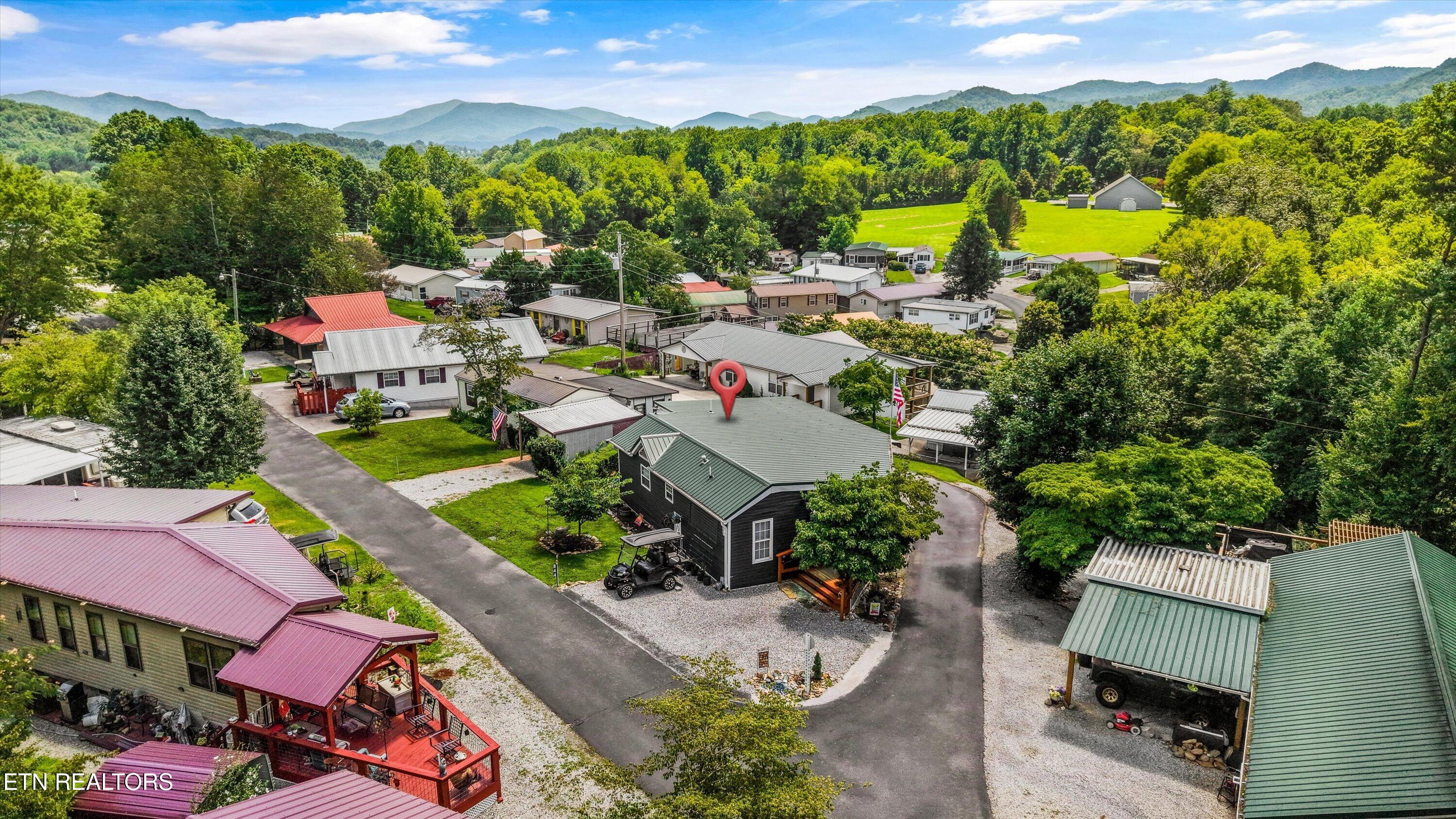 844 Peacock Ridge Road Townsend TN 37882