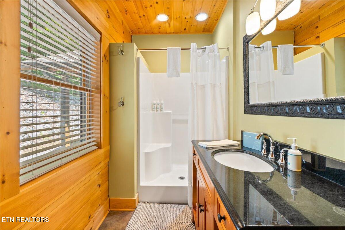 246 Landmark Drive New Tazewell TN 37825