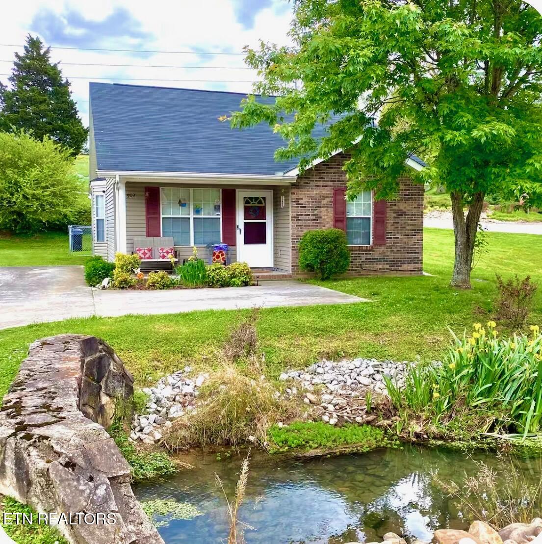 902 Middlebrook Court Sevierville TN 37862