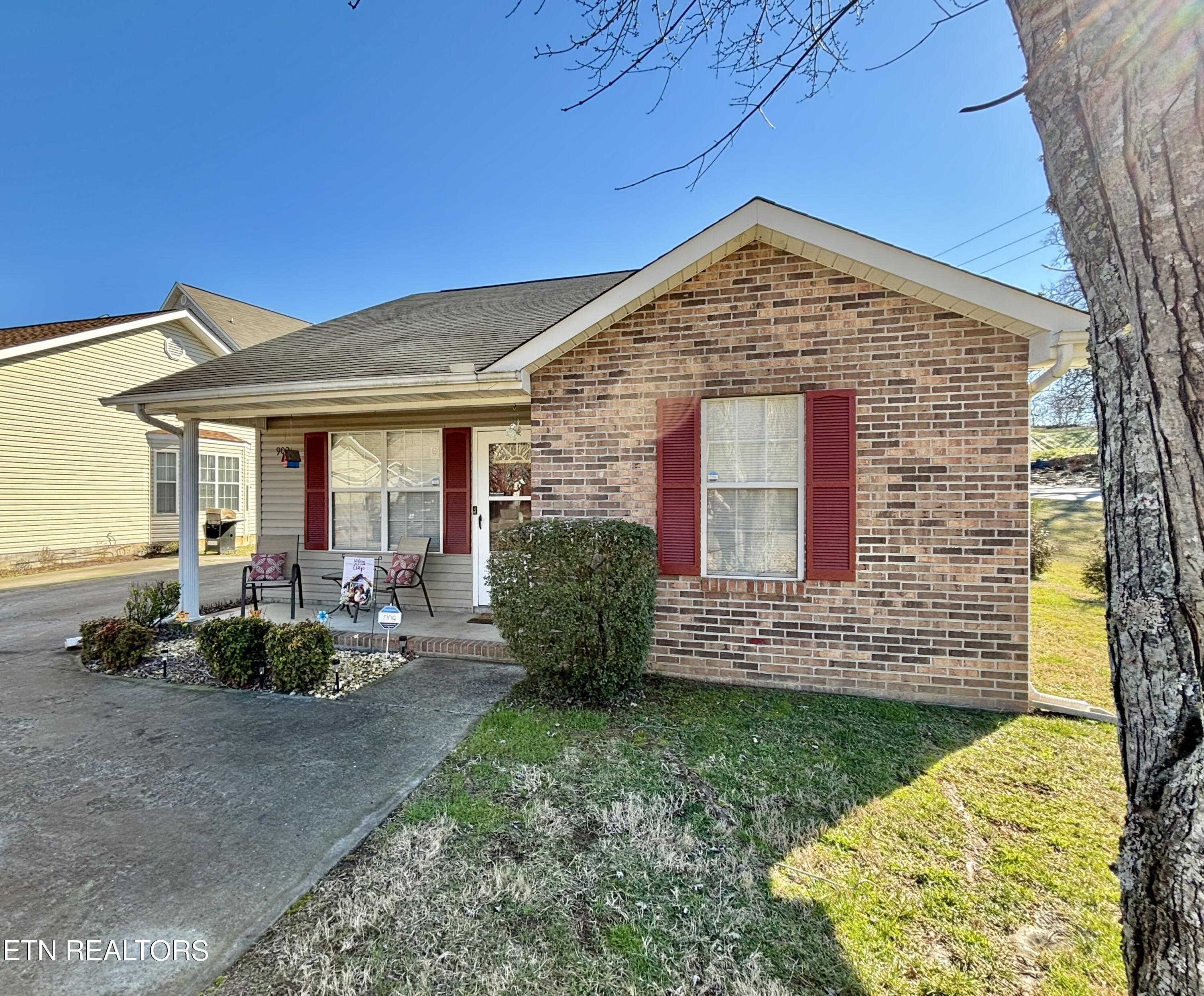 902 Middlebrook Court Sevierville TN 37862