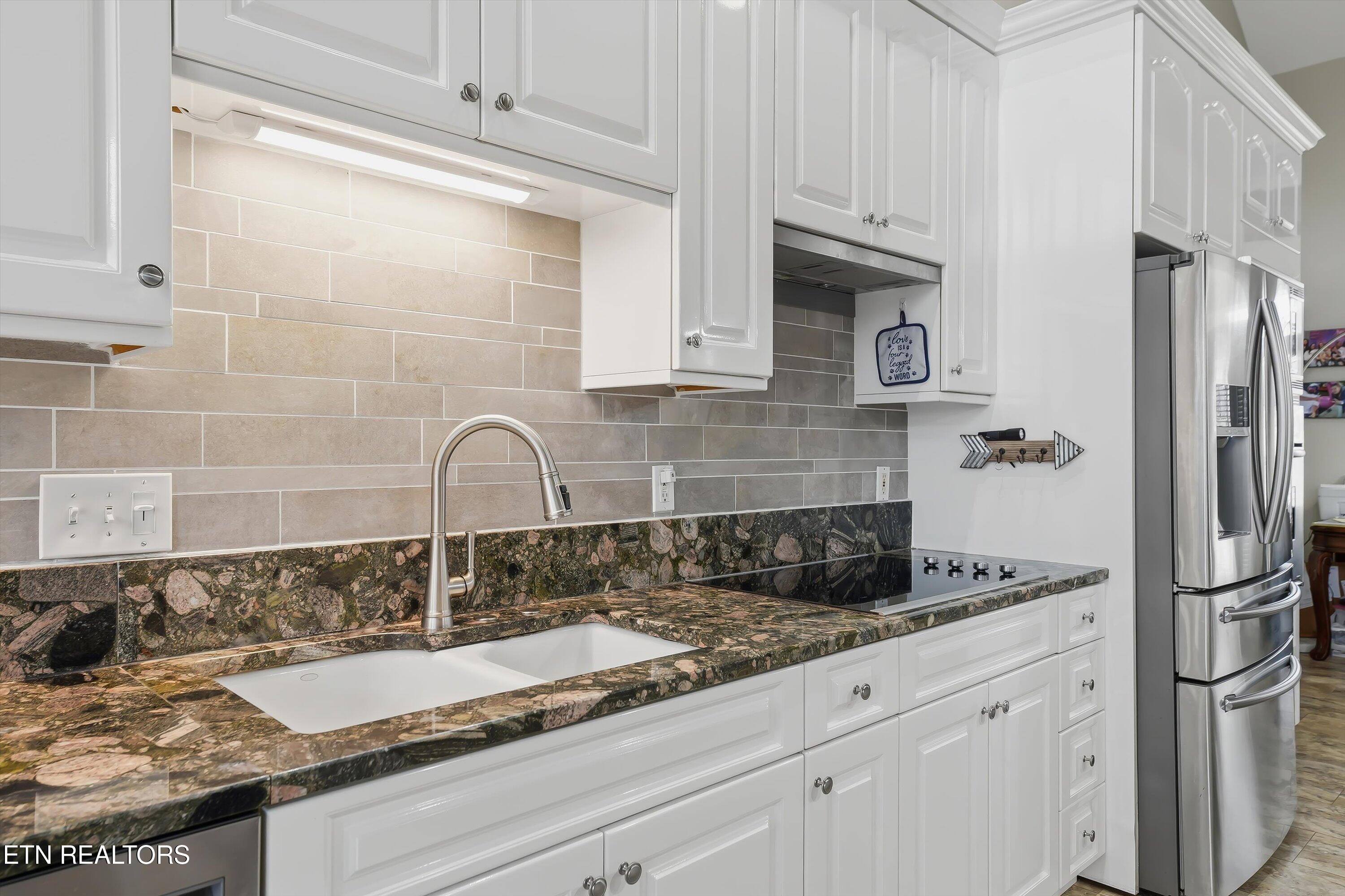 1849 River Vista Circle Sevierville TN 37876