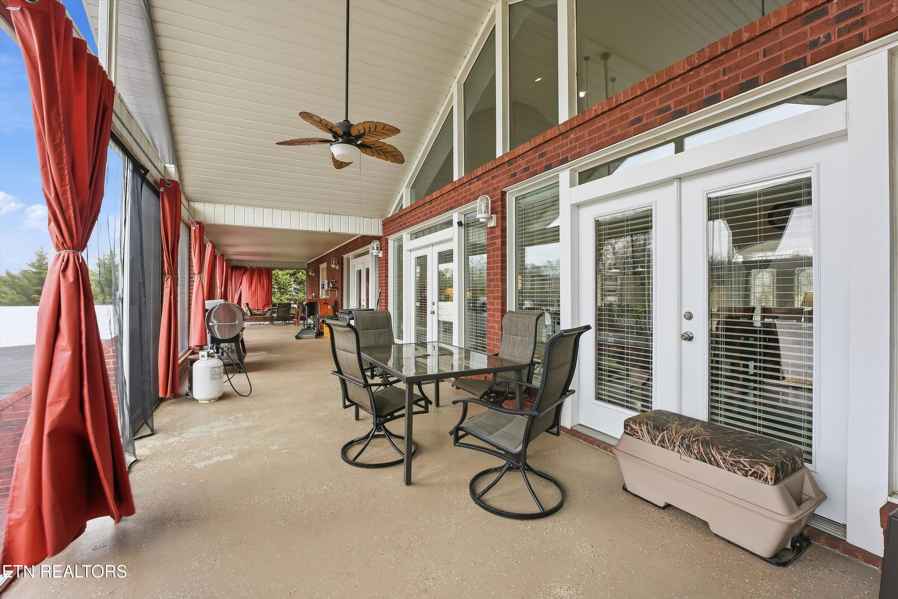 1849 River Vista Circle Sevierville TN 37876