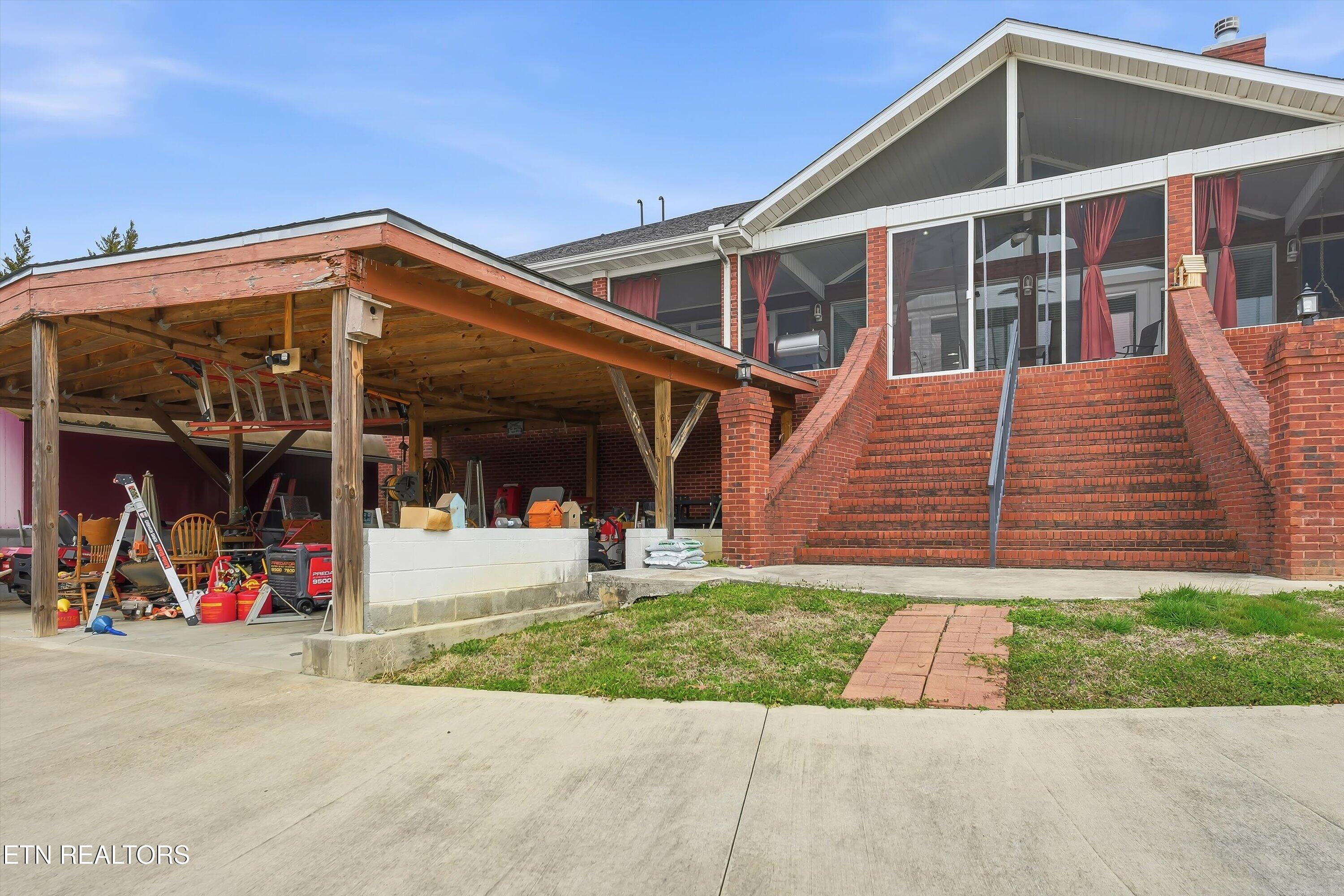 1849 River Vista Circle Sevierville TN 37876