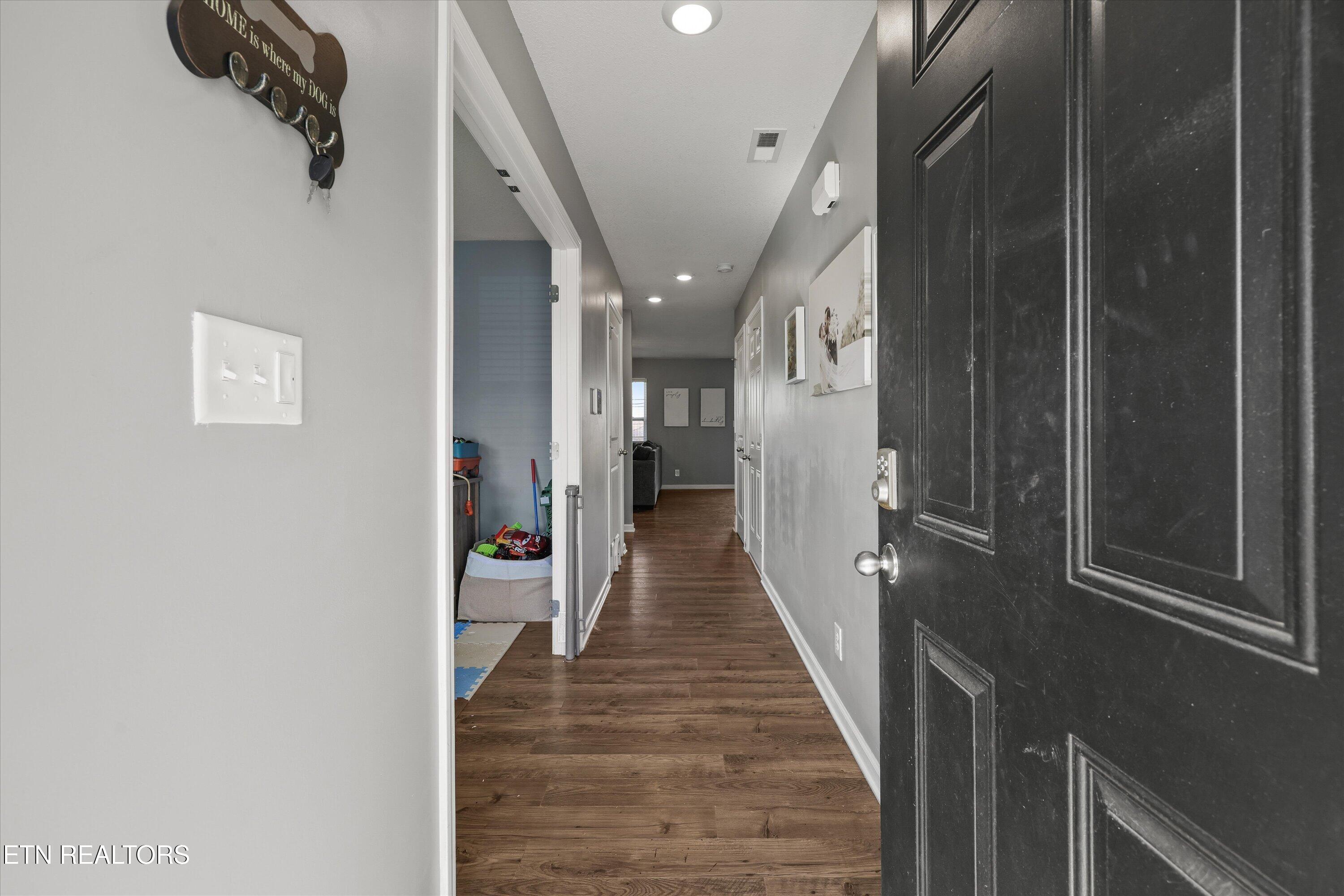 9556 Joy Denise Lane Heiskell TN 37754