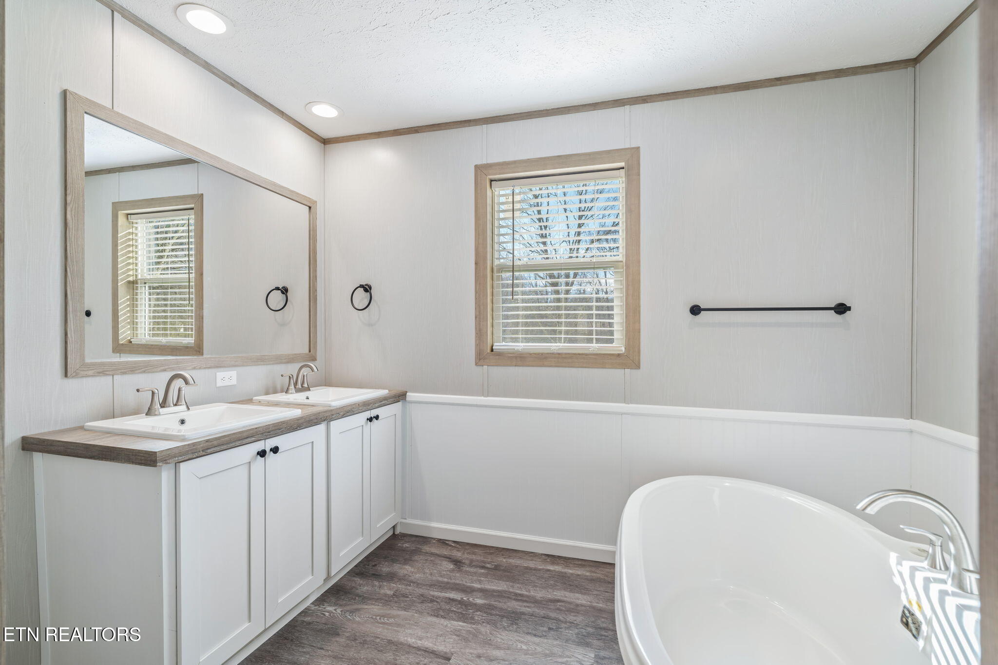 324 West Boulevard Oneida TN 37841