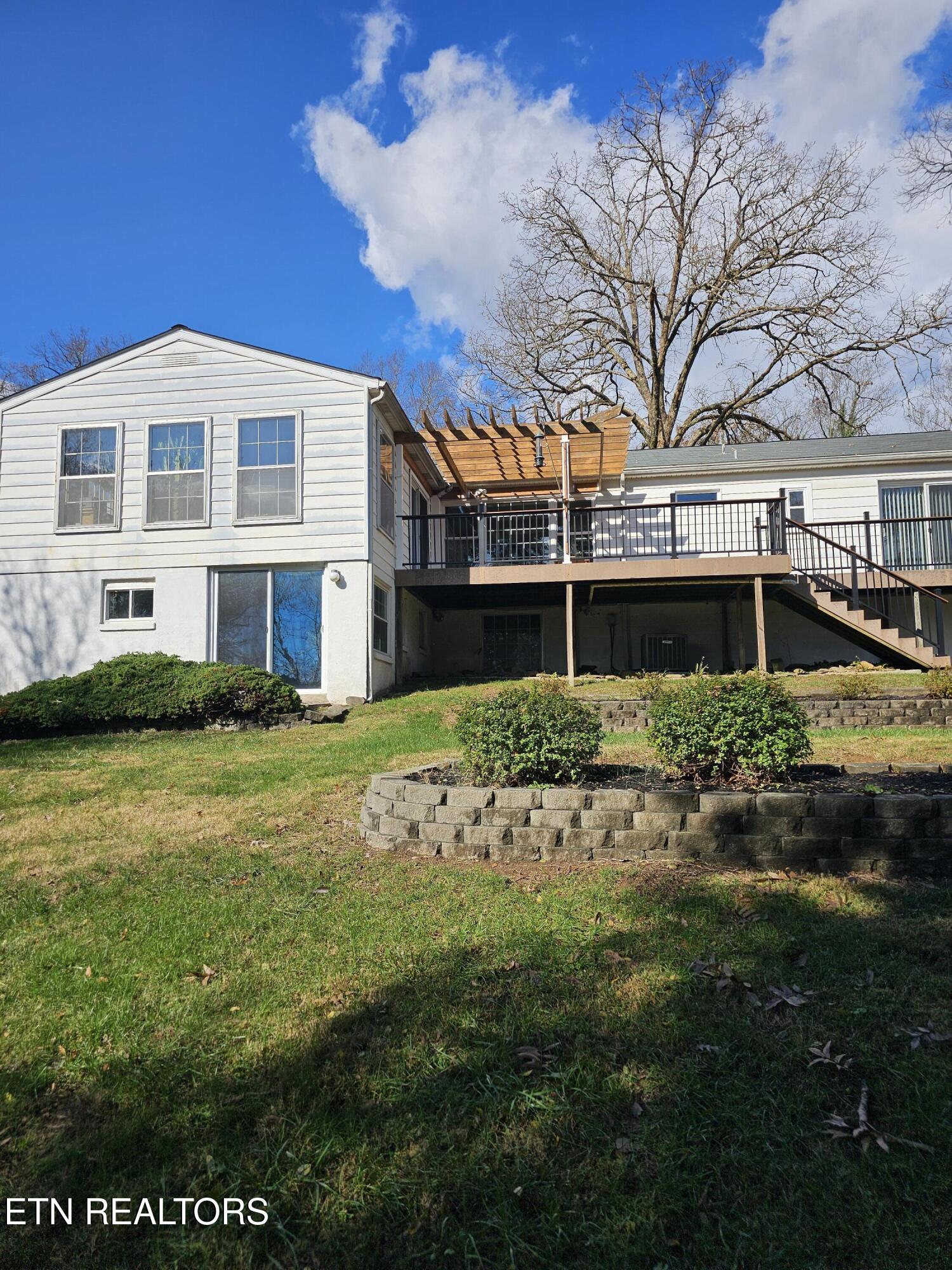 105 Pomona Road Oak Ridge TN 37830