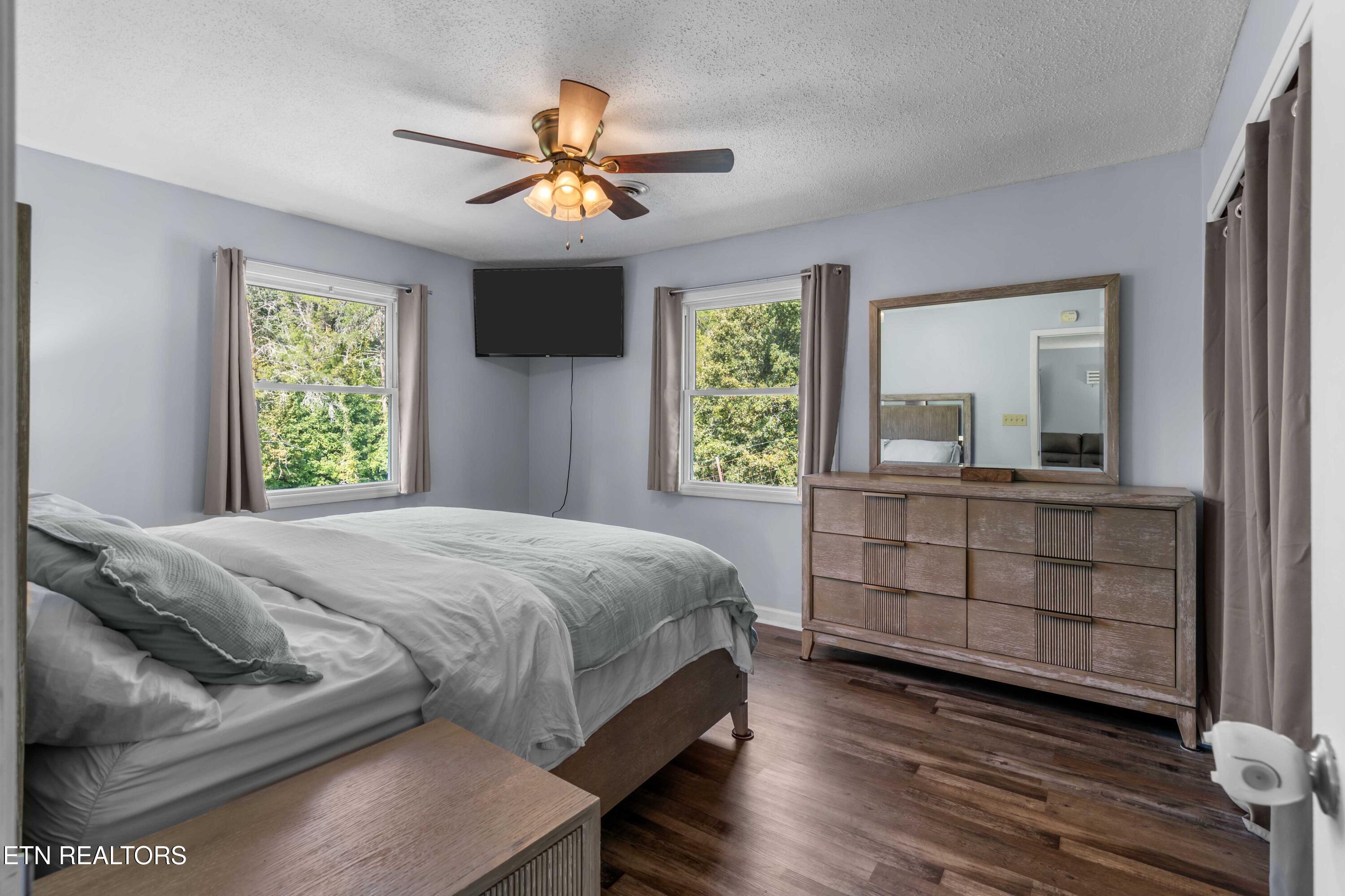 593 Cedar Top Drive Sevierville TN 37876