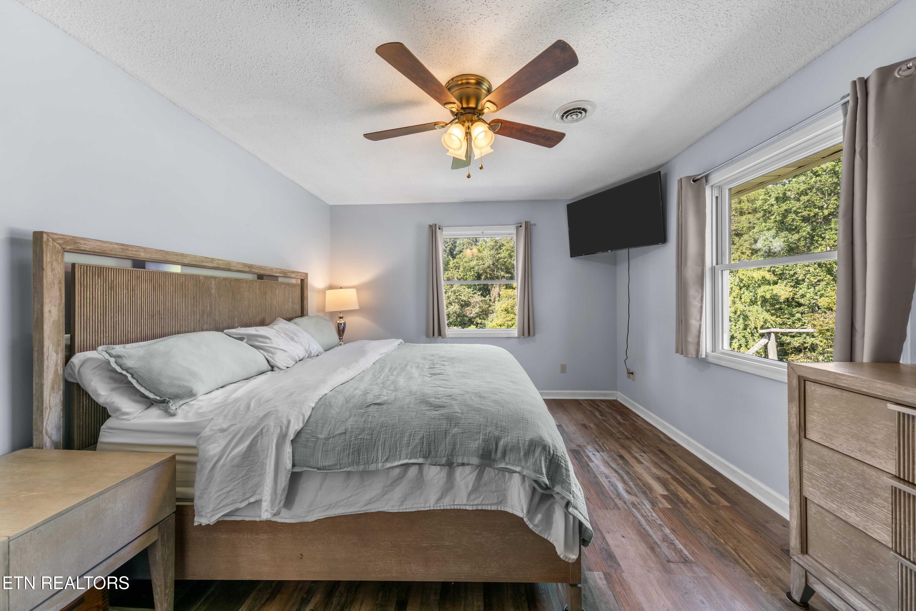 593 Cedar Top Drive Sevierville TN 37876