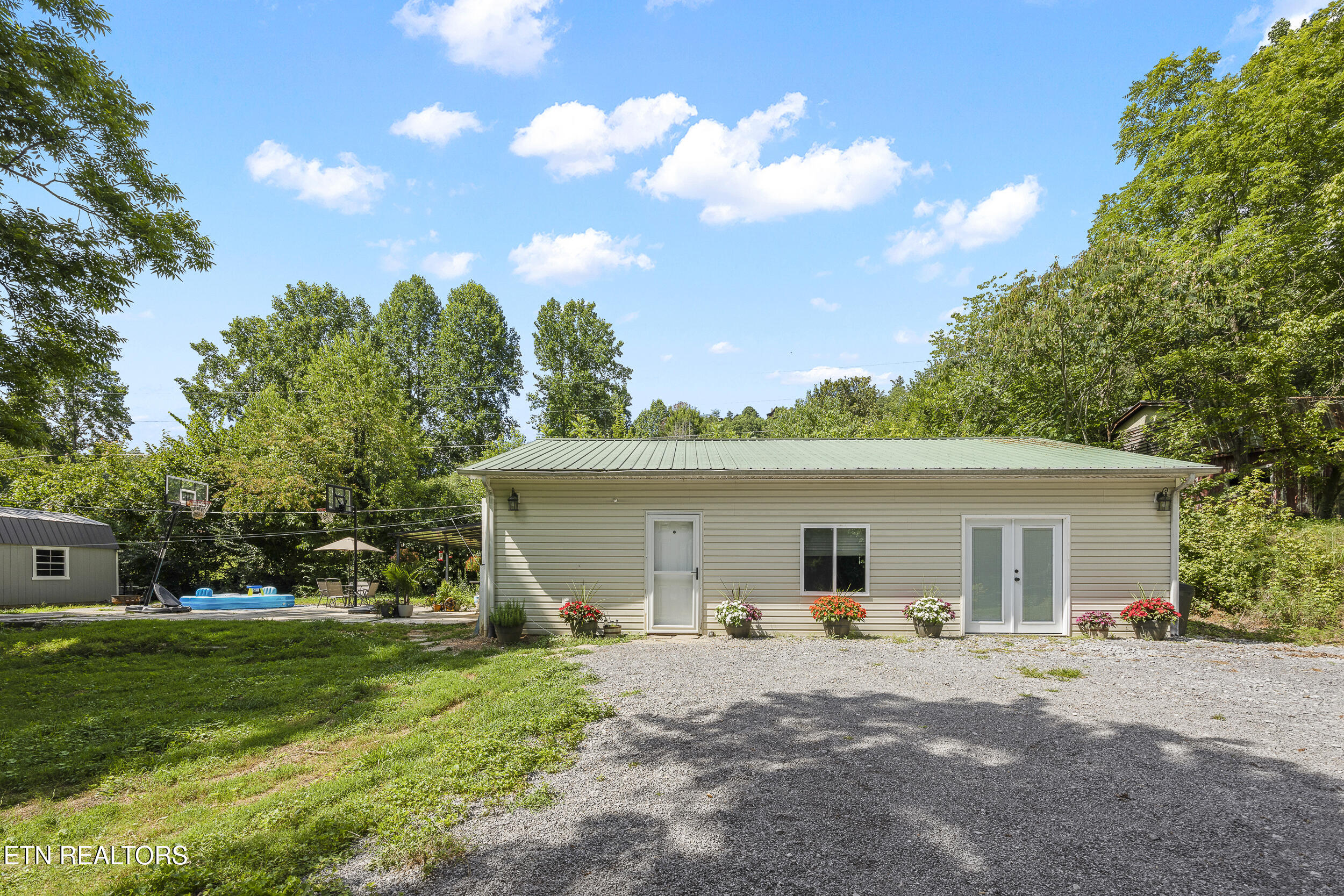2019 Little Cove Road Sevierville TN 37862