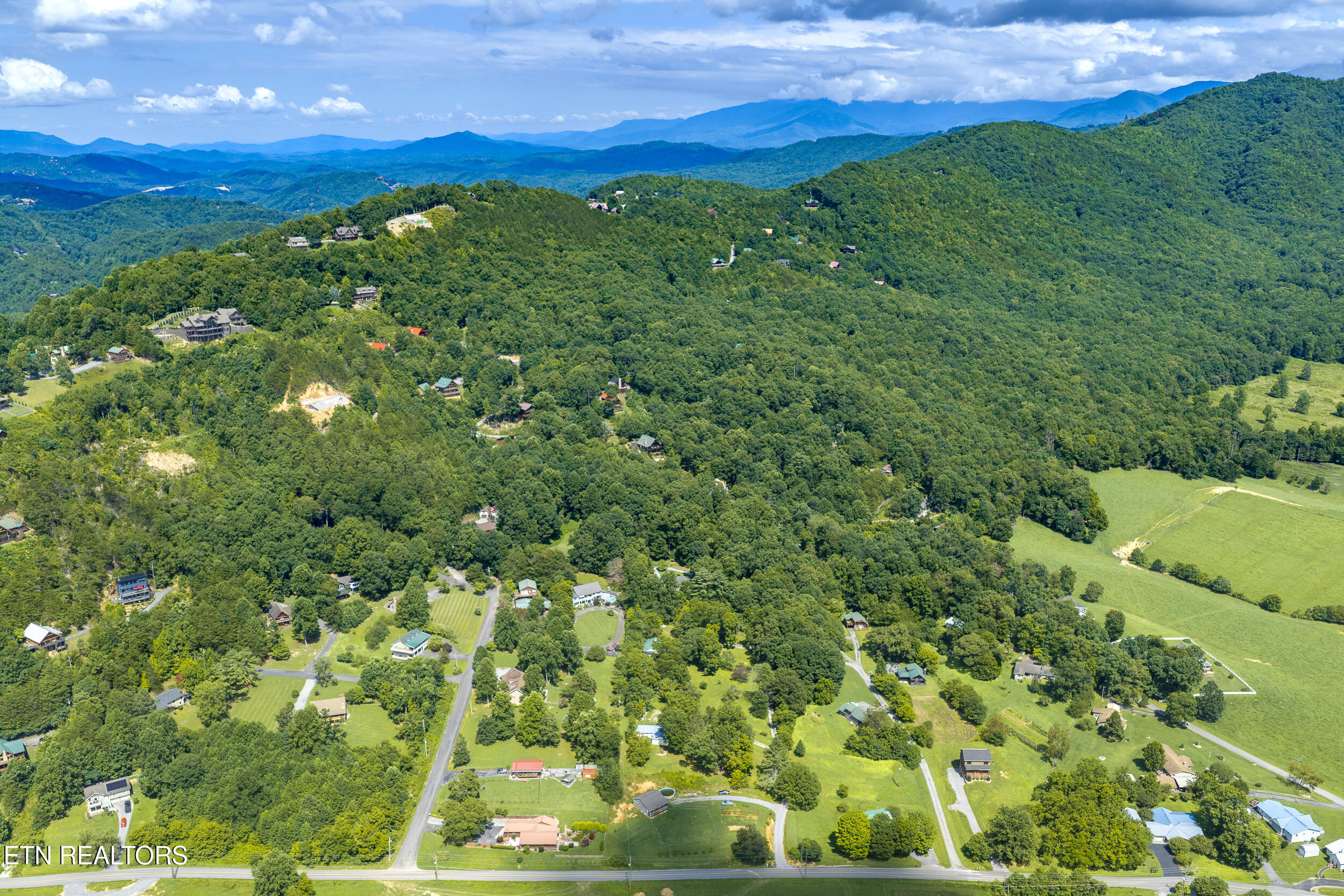 2019 Little Cove Road Sevierville TN 37862