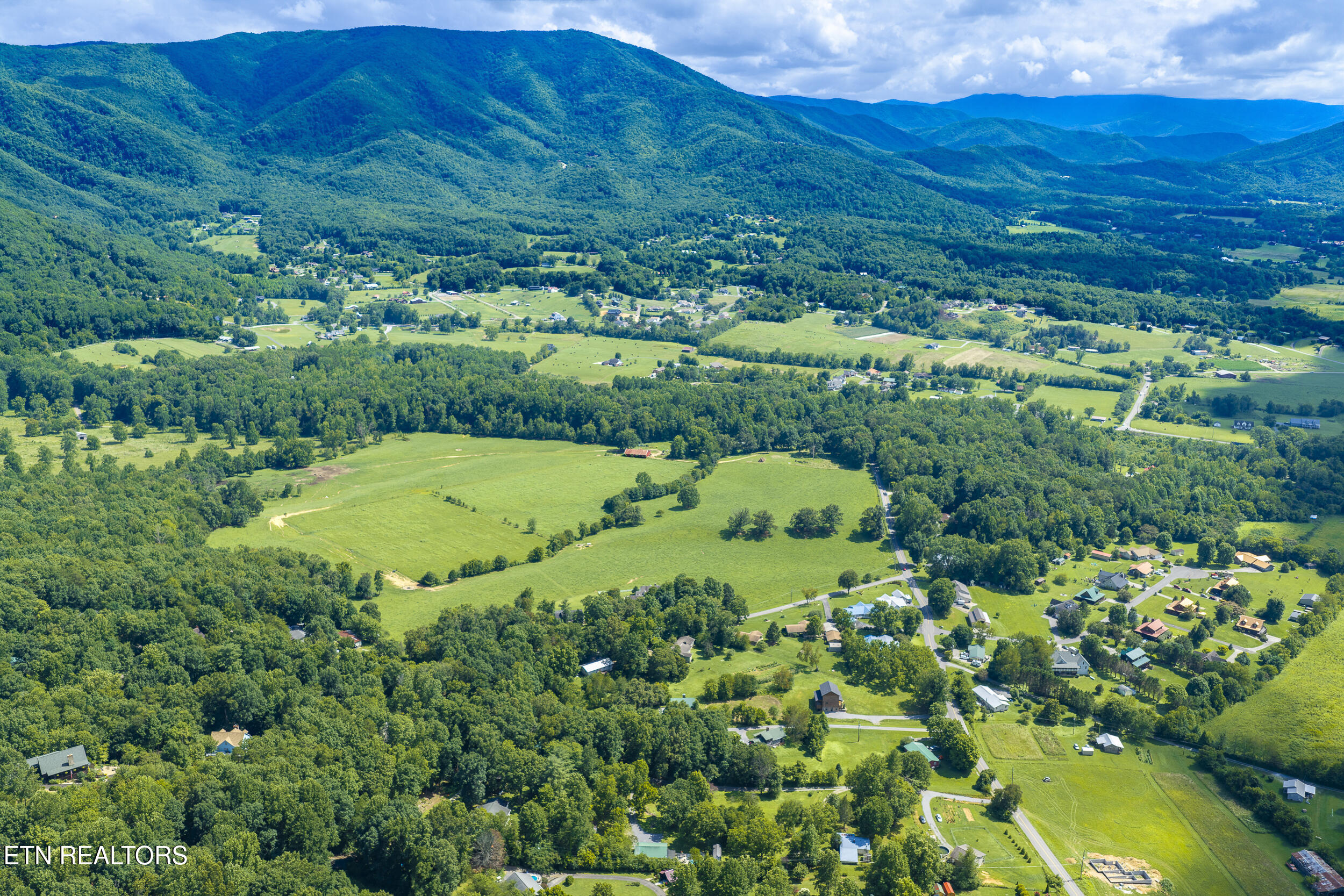 2019 Little Cove Road Sevierville TN 37862